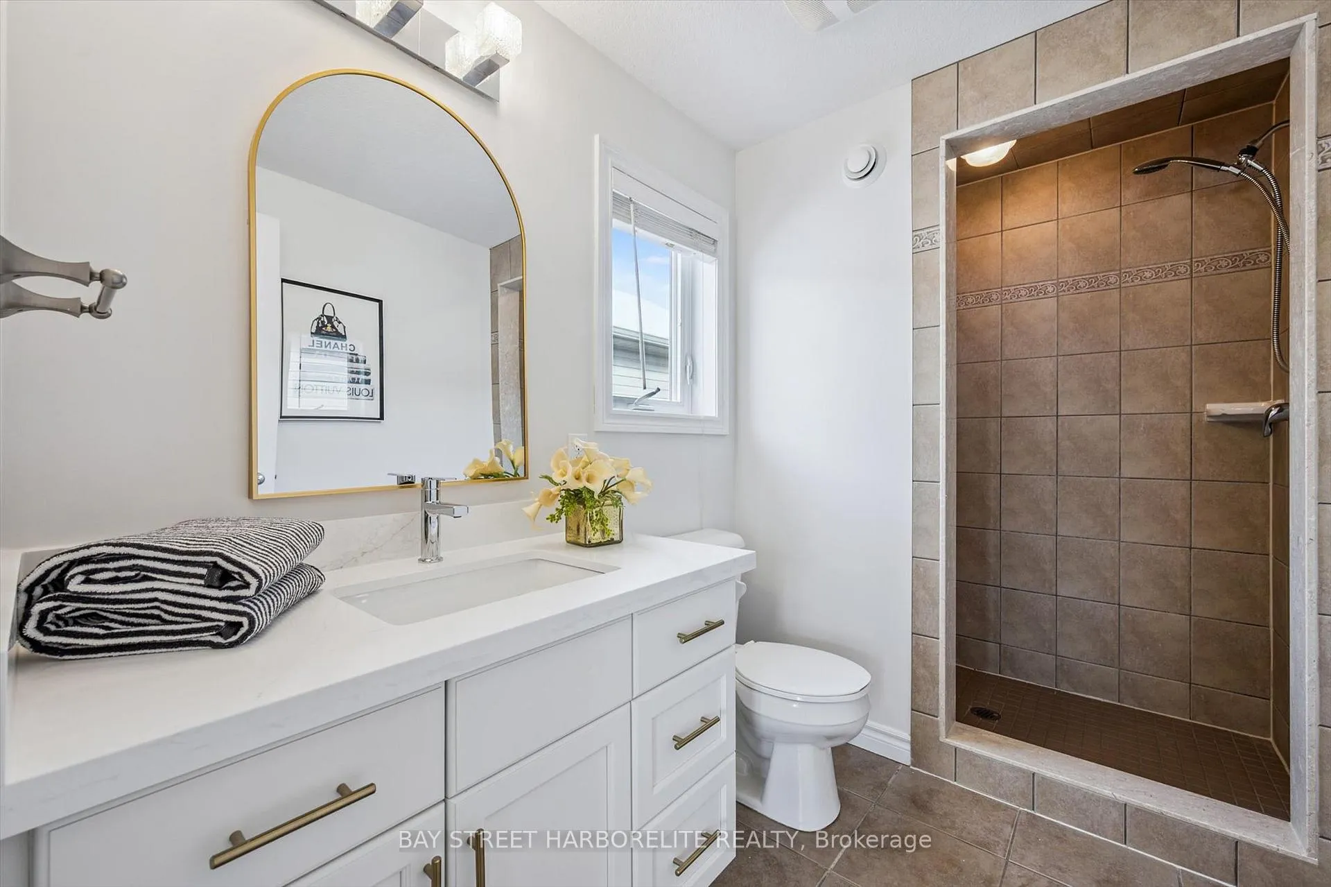 Photo 17 of 128 Clough Crescent, Guelph, Pineridge/Westminster Woods — HOMEH