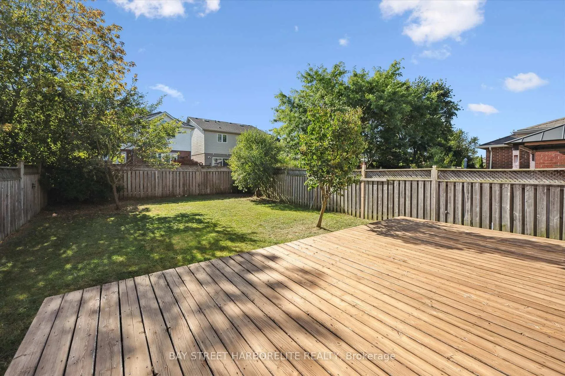 Photo 23 of 128 Clough Crescent, Guelph, Pineridge/Westminster Woods — HOMEH