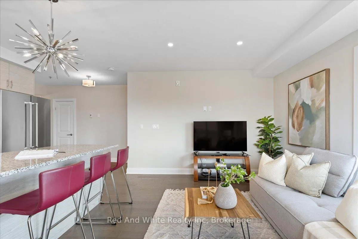 Photo 9 of Unit 302, 245 Grey Silo Road, Waterloo — HOMEH