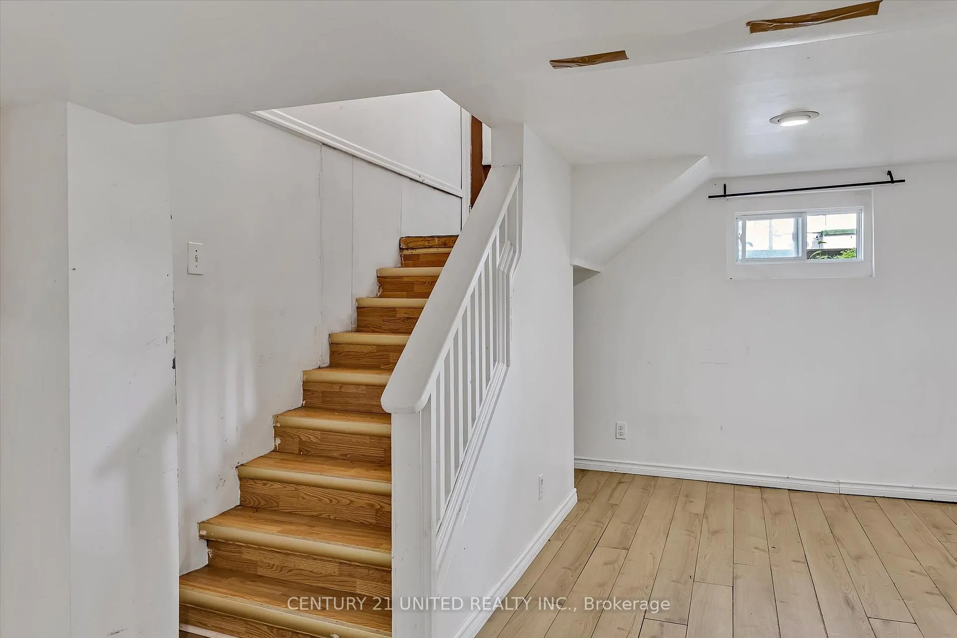 Photo 20 of 878 Chemong Road, Peterborough, Northcrest Ward 5 — HOMEH