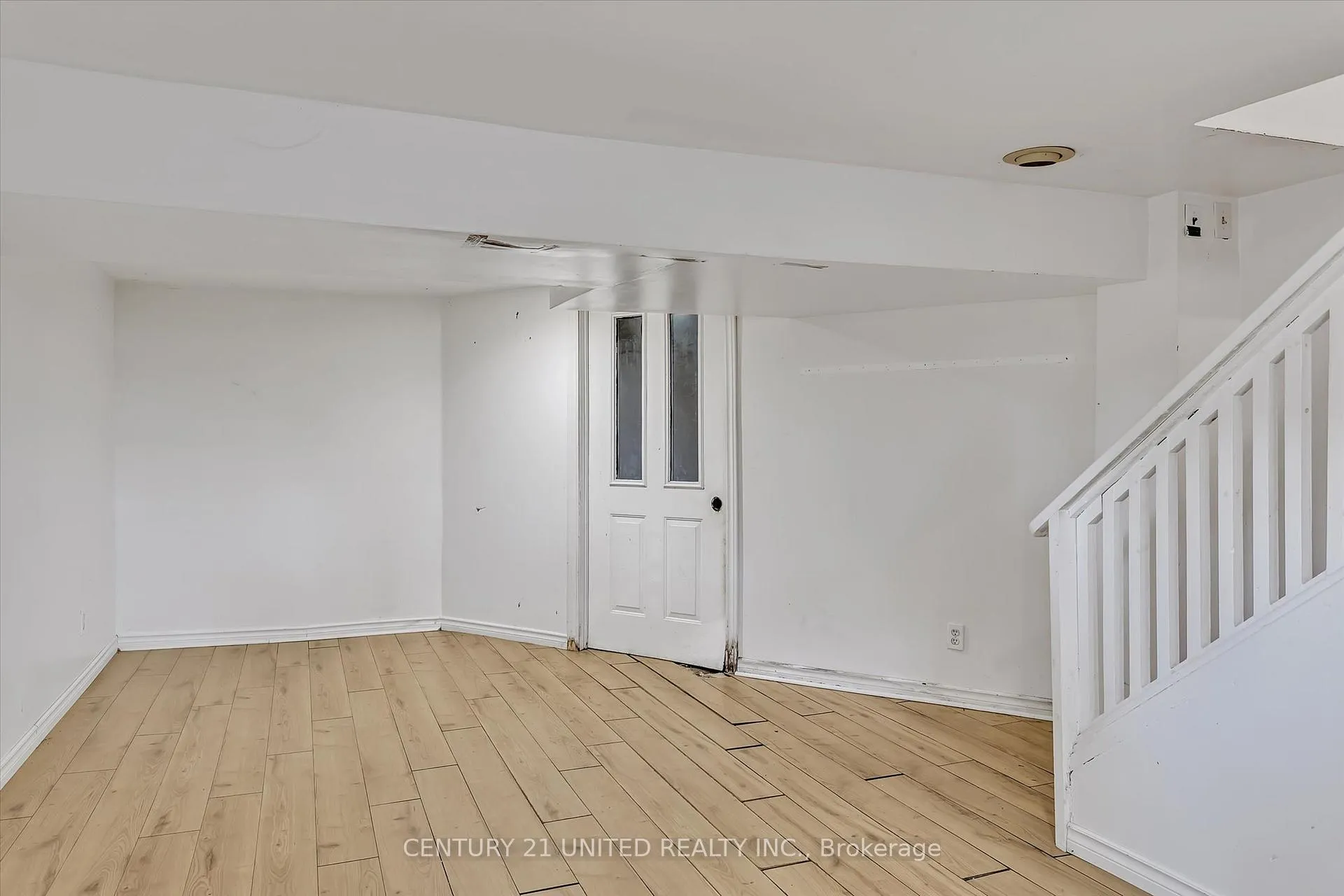 Photo 22 of 878 Chemong Road, Peterborough, Northcrest Ward 5 — HOMEH