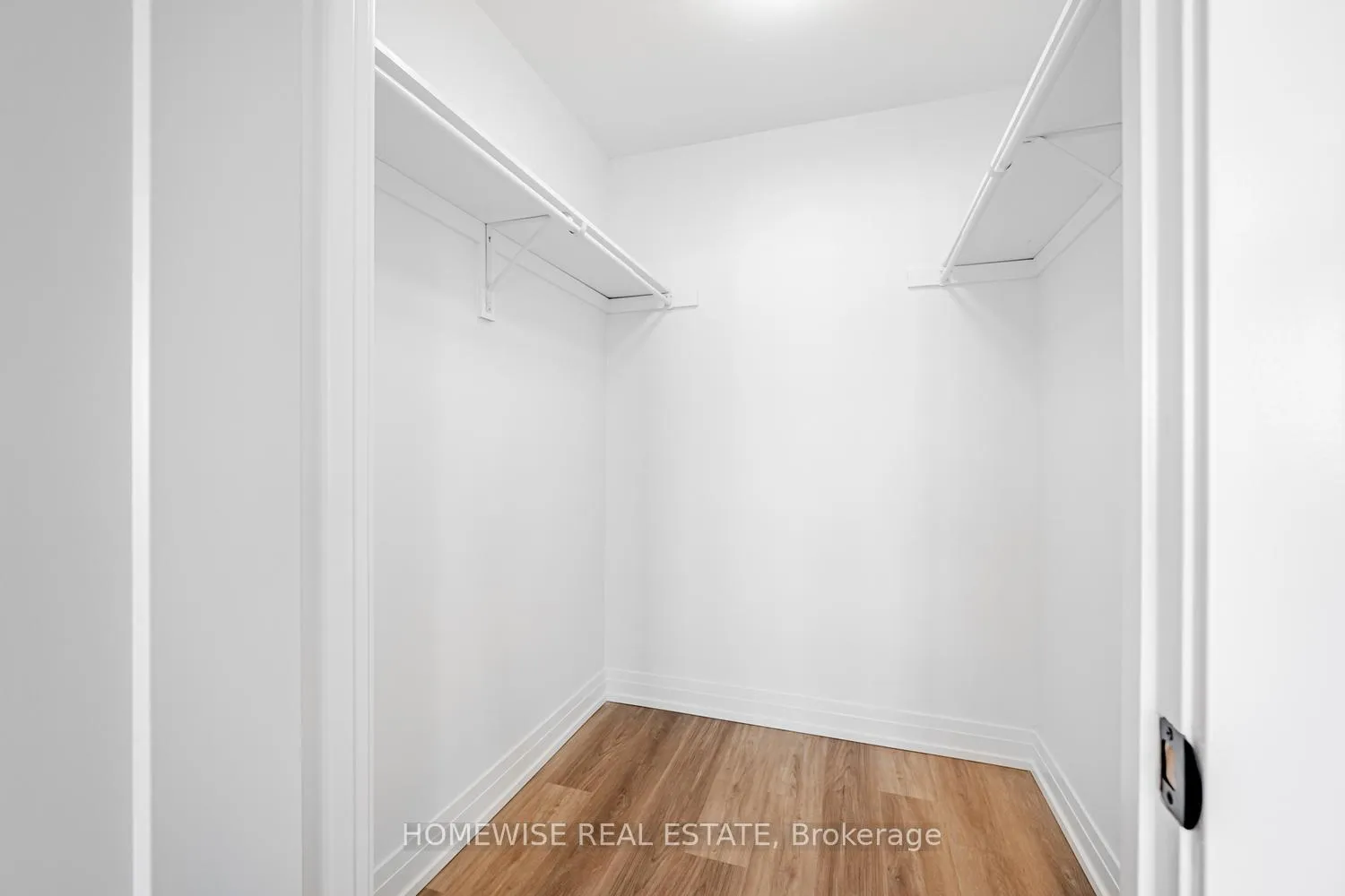 Photo 14 of Unit PH2903, 7 Jackes Avenue, Toronto, Rosedale-Moore Park — HOMEH