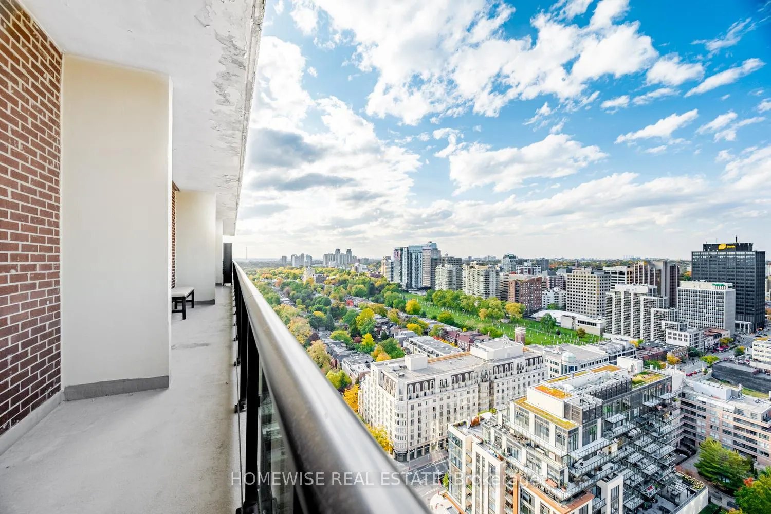 Photo 21 of Unit PH2903, 7 Jackes Avenue, Toronto, Rosedale-Moore Park — HOMEH