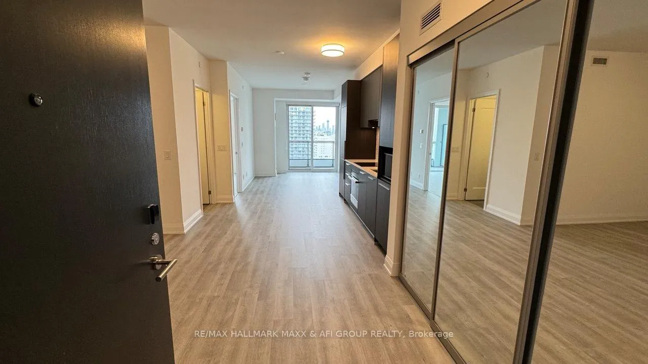 Photo 3 of Unit 2705, 65 Broadway Avenue, Toronto, Mount Pleasant West — HOMEH