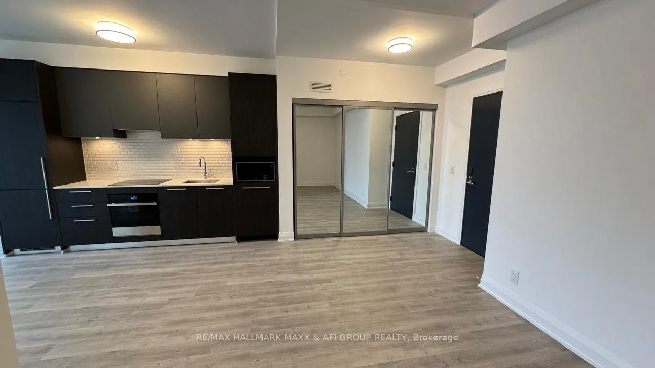 Photo 7 of Unit 2705, 65 Broadway Avenue, Toronto, Mount Pleasant West — HOMEH