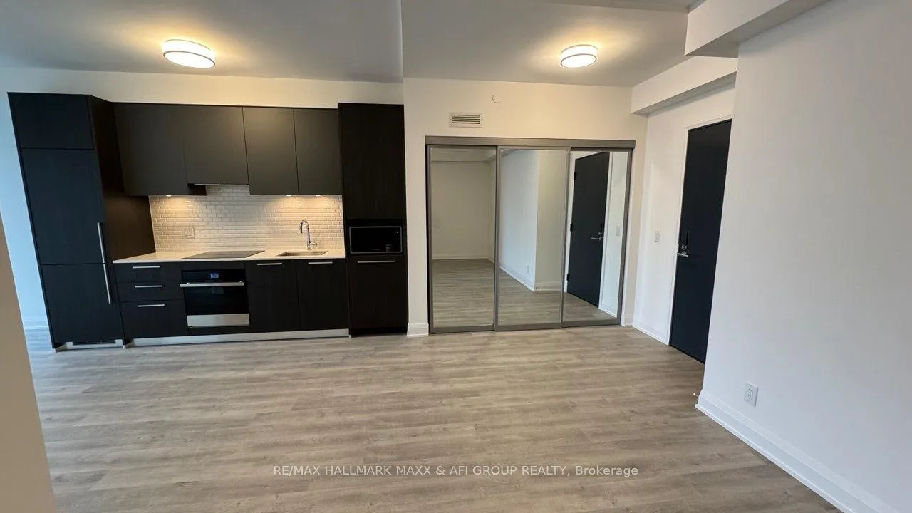 Photo 8 of Unit 2705, 65 Broadway Avenue, Toronto, Mount Pleasant West — HOMEH