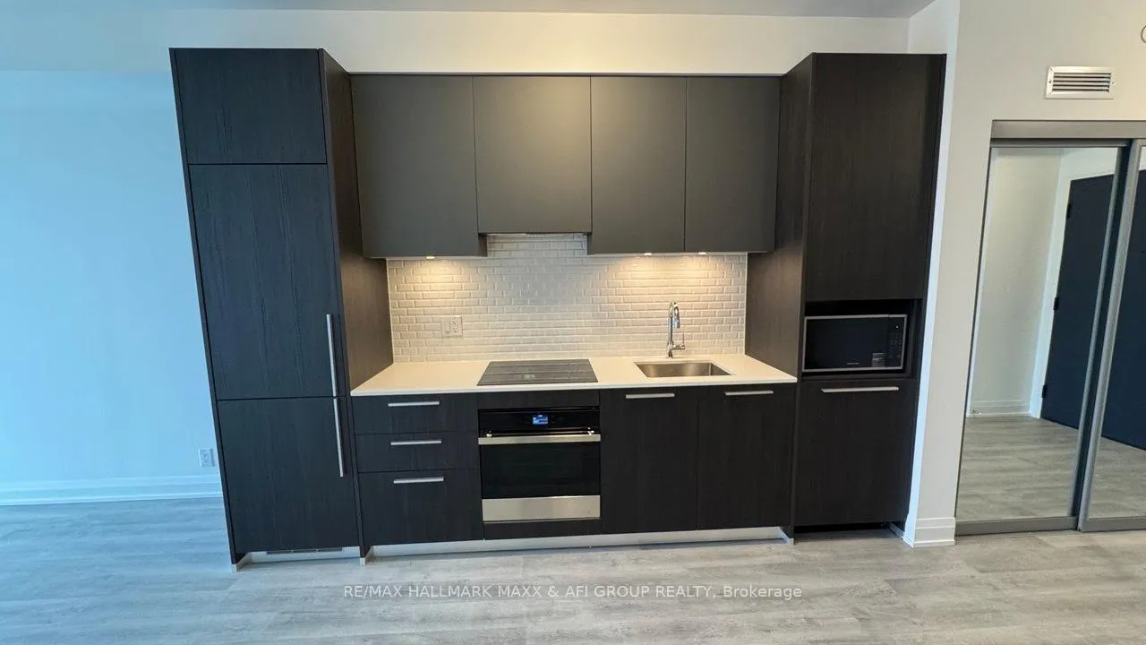 Photo 9 of Unit 2705, 65 Broadway Avenue, Toronto, Mount Pleasant West — HOMEH