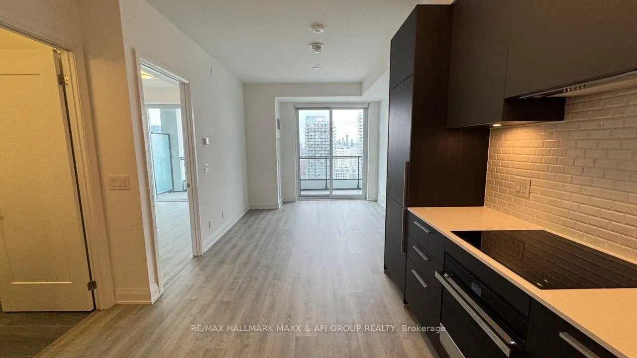 Photo 13 of Unit 2705, 65 Broadway Avenue, Toronto, Mount Pleasant West — HOMEH