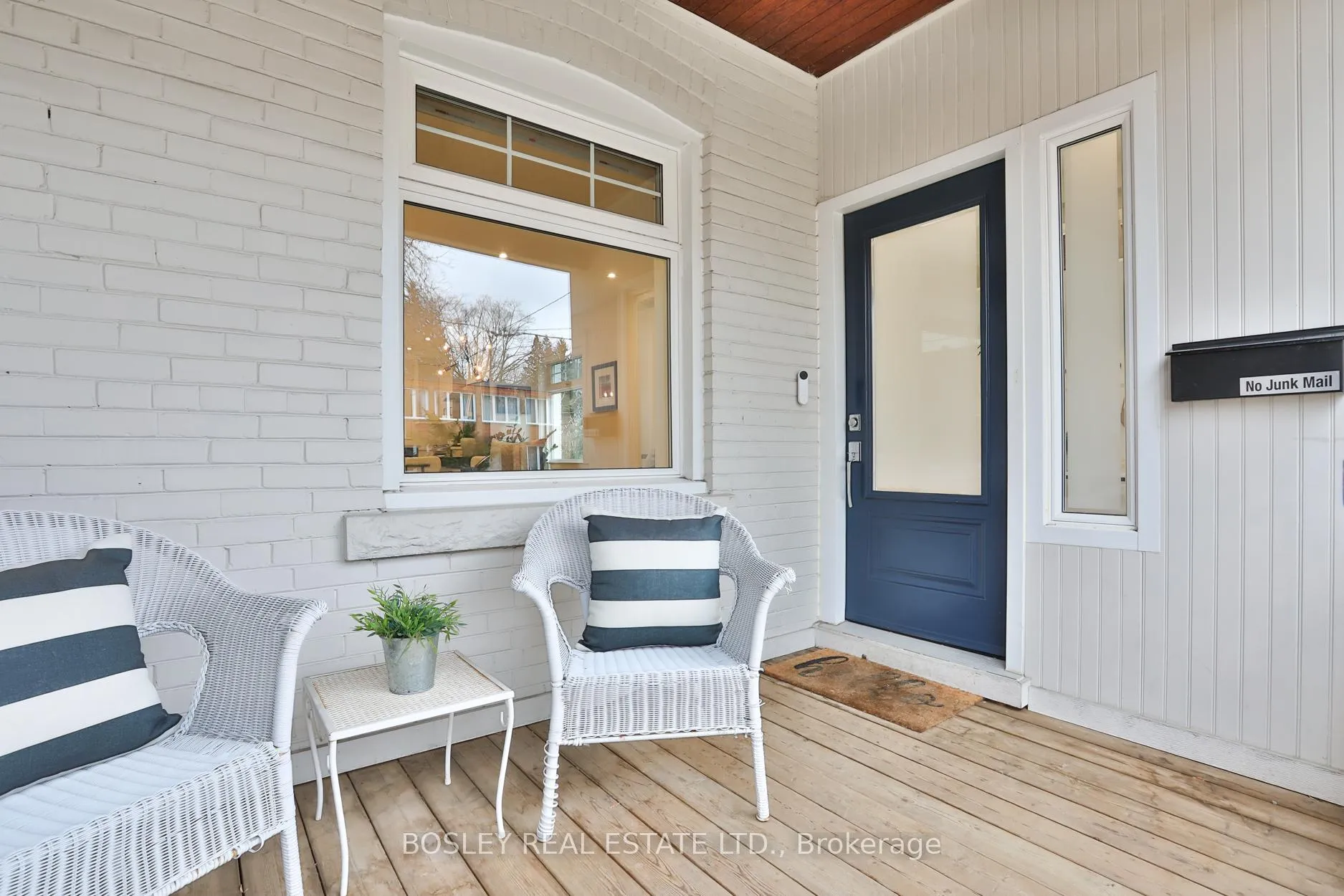 Photo 2 of 588 Merton Street, Toronto, Mount Pleasant East — HOMEH