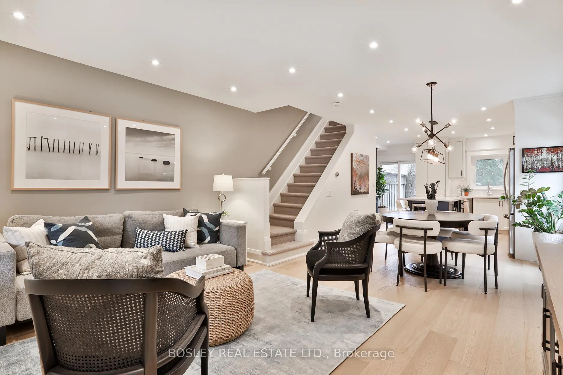 Photo 7 of 588 Merton Street, Toronto, Mount Pleasant East — HOMEH