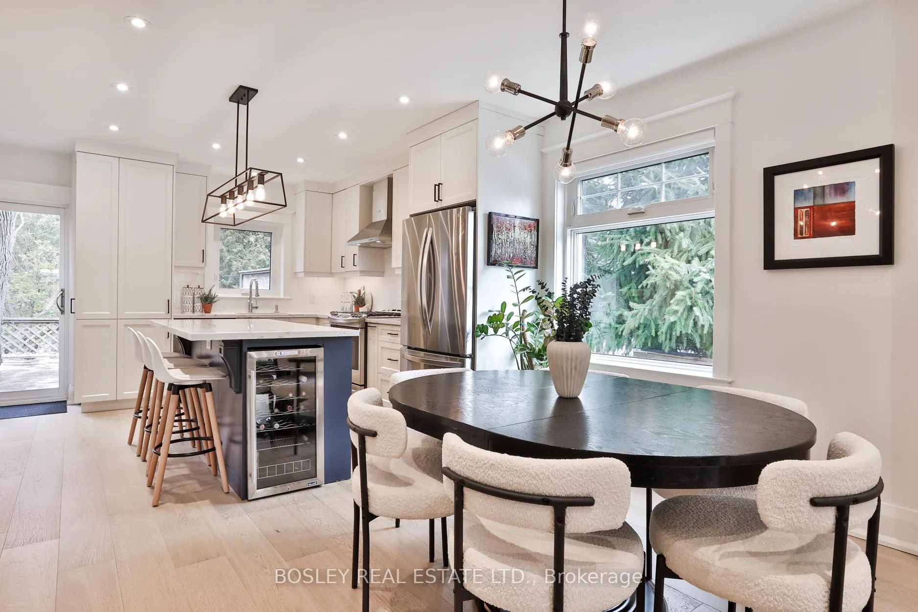 Photo 9 of 588 Merton Street, Toronto, Mount Pleasant East — HOMEH