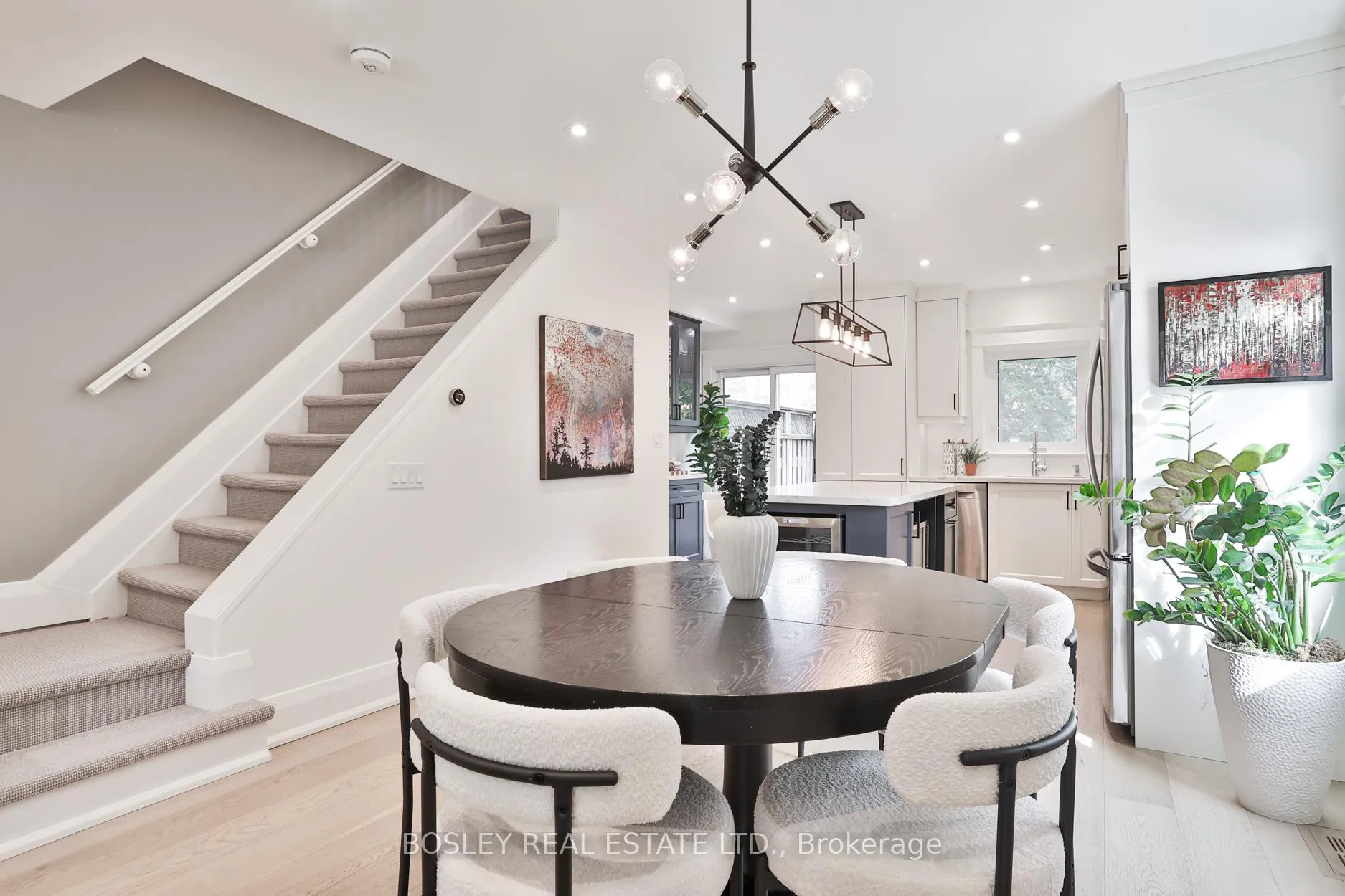 Photo 10 of 588 Merton Street, Toronto, Mount Pleasant East — HOMEH
