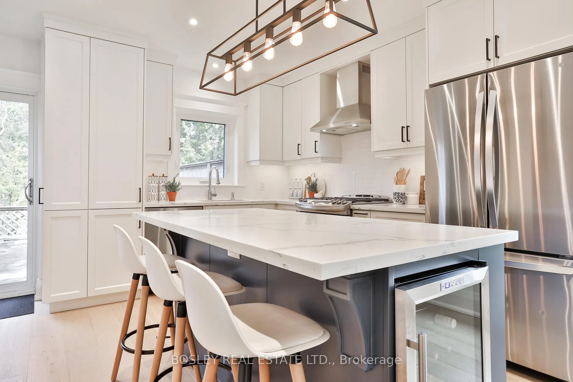 Photo 13 of 588 Merton Street, Toronto, Mount Pleasant East — HOMEH