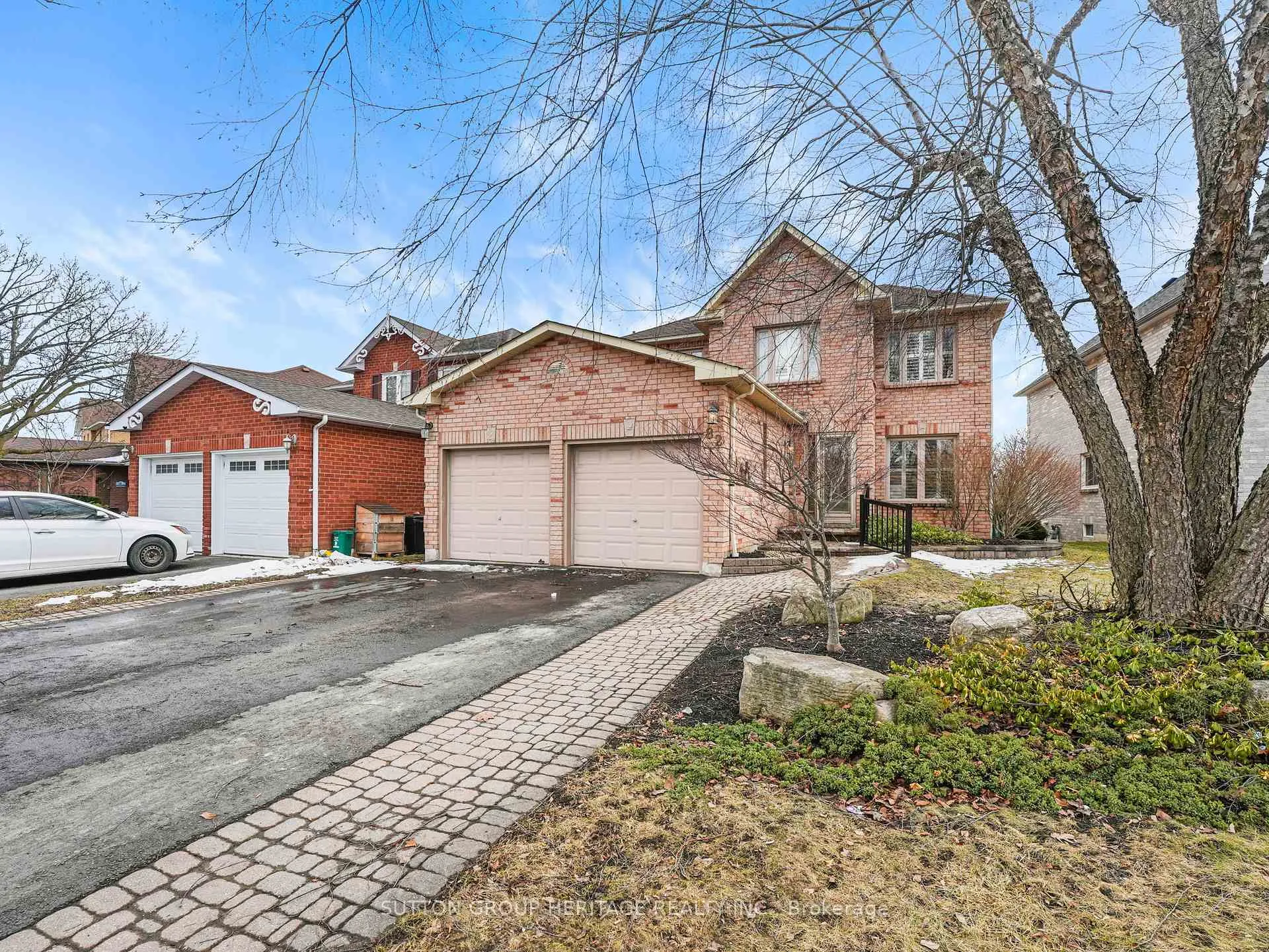 Photo 2 of 82 Sullivan Drive, Ajax, Central — HOMEH