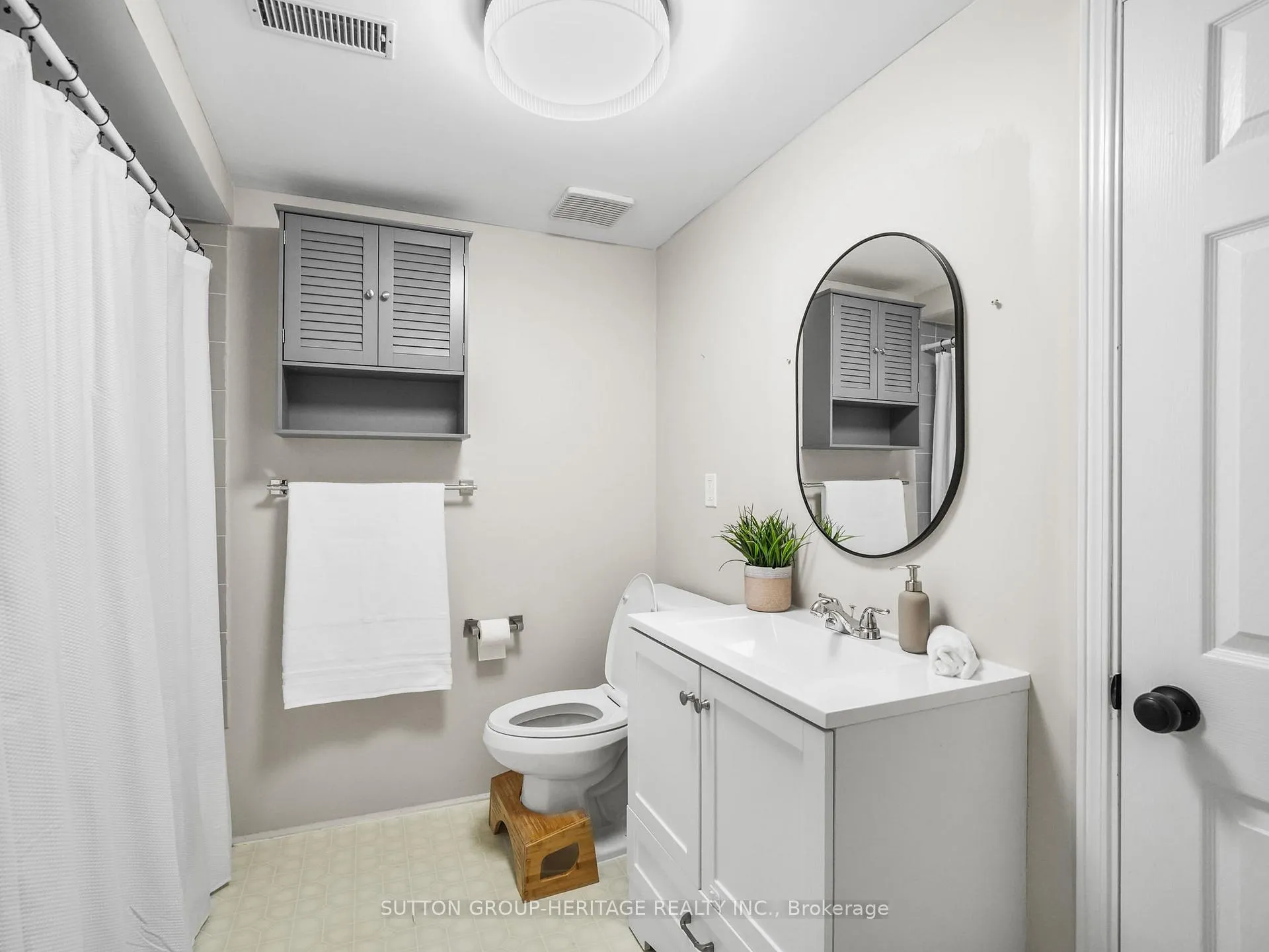 Photo 38 of 82 Sullivan Drive, Ajax, Central — HOMEH