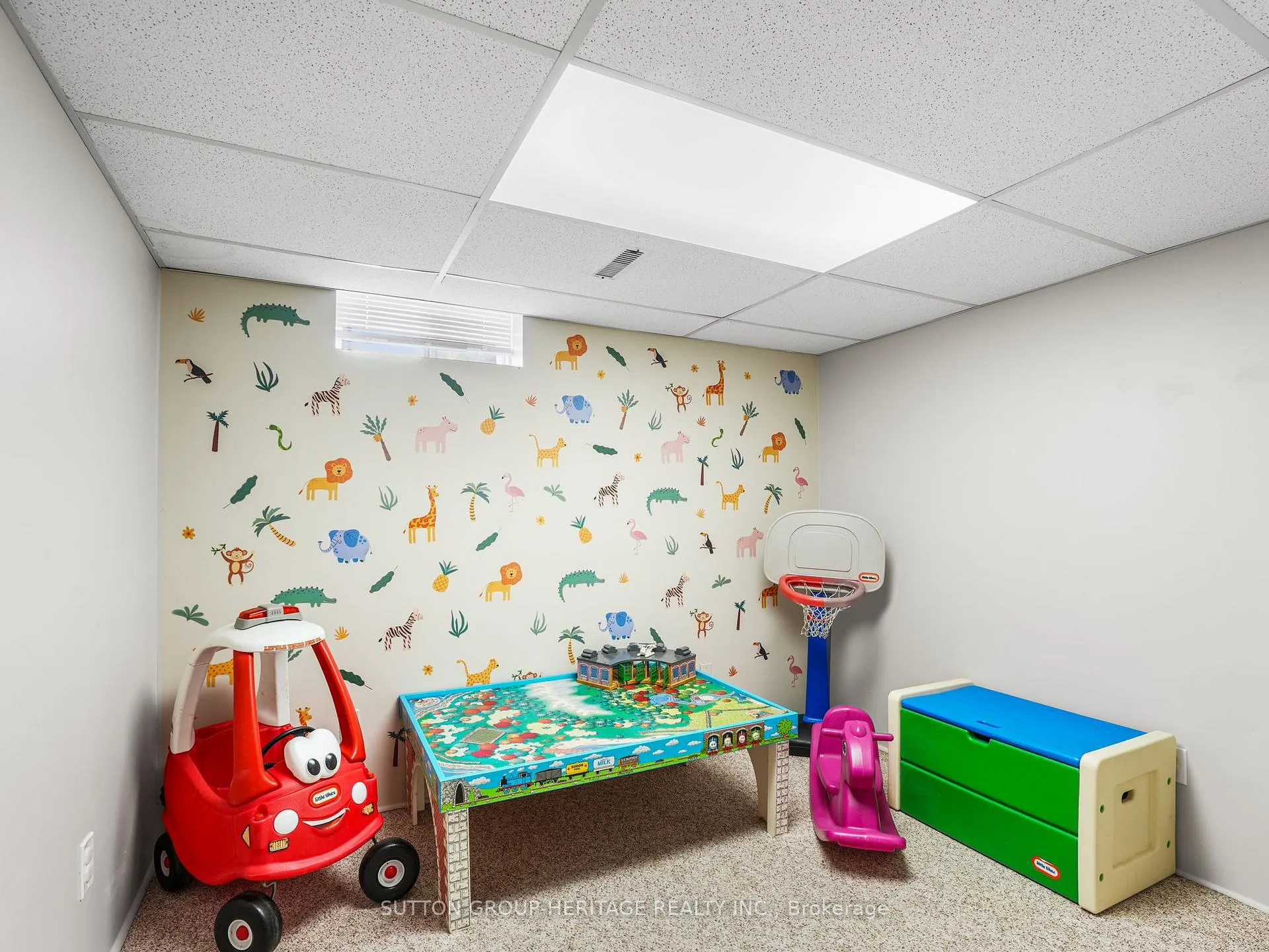 Photo 40 of 82 Sullivan Drive, Ajax, Central — HOMEH
