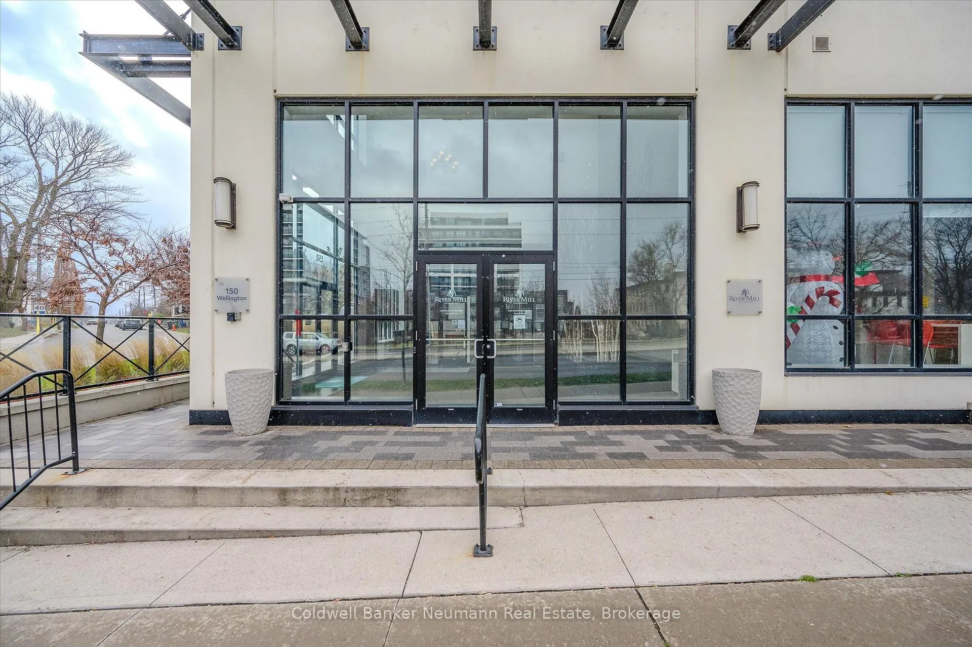 Photo 3 of Unit 1502, 150 Wellington Street E, Guelph, Downtown — HOMEH