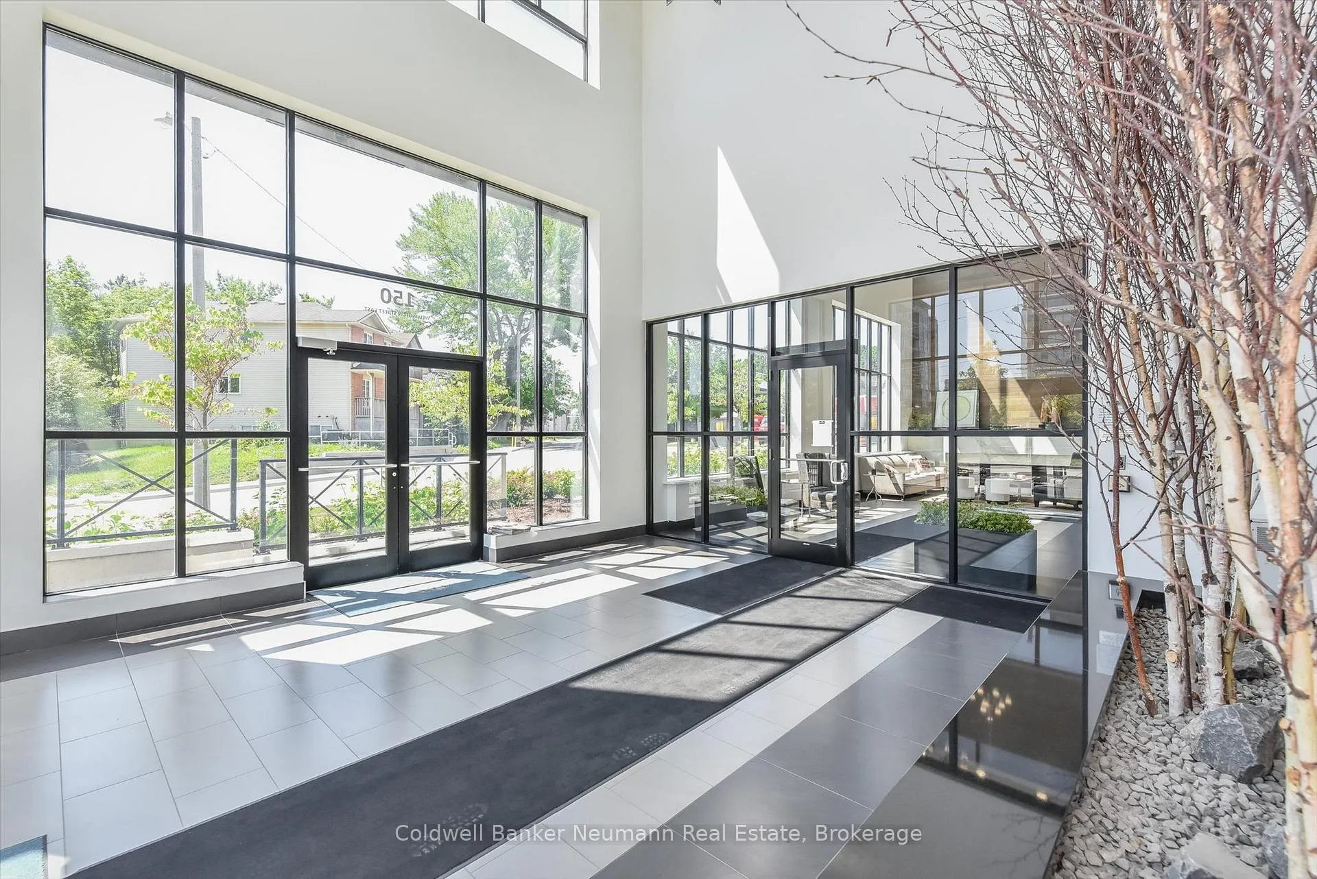 Photo 4 of Unit 1502, 150 Wellington Street E, Guelph, Downtown — HOMEH