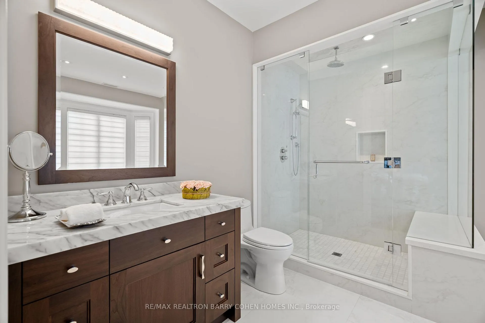 Photo 21 of 49 Gordon Road, North York, St. Andrew-Windfields — HOMEH