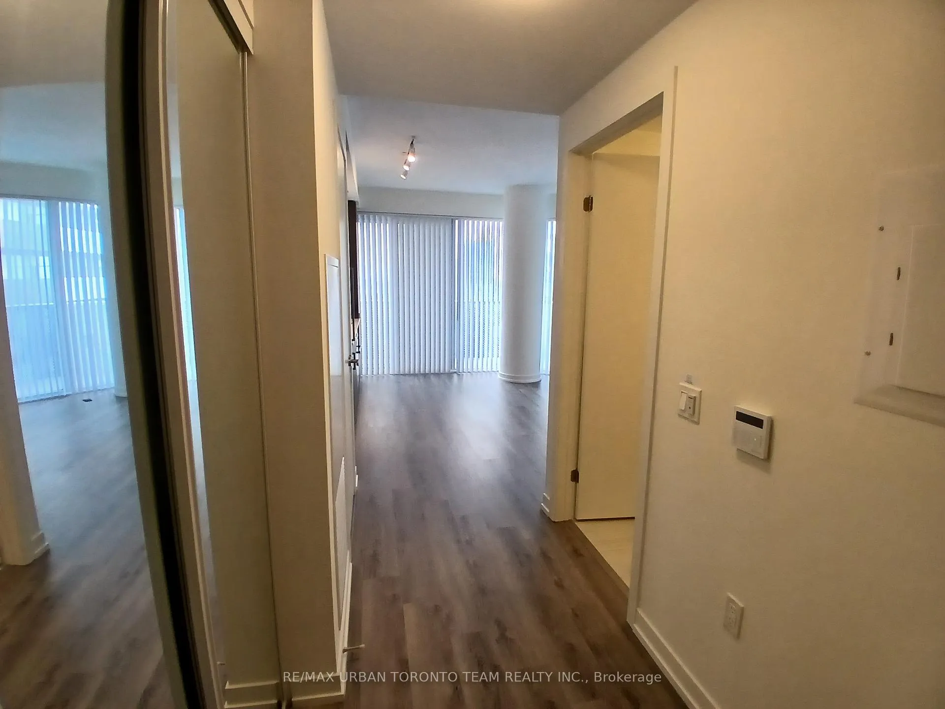 Photo 3 of Unit 7211, 138 Downes Street, Toronto, Waterfront Communities — HOMEH