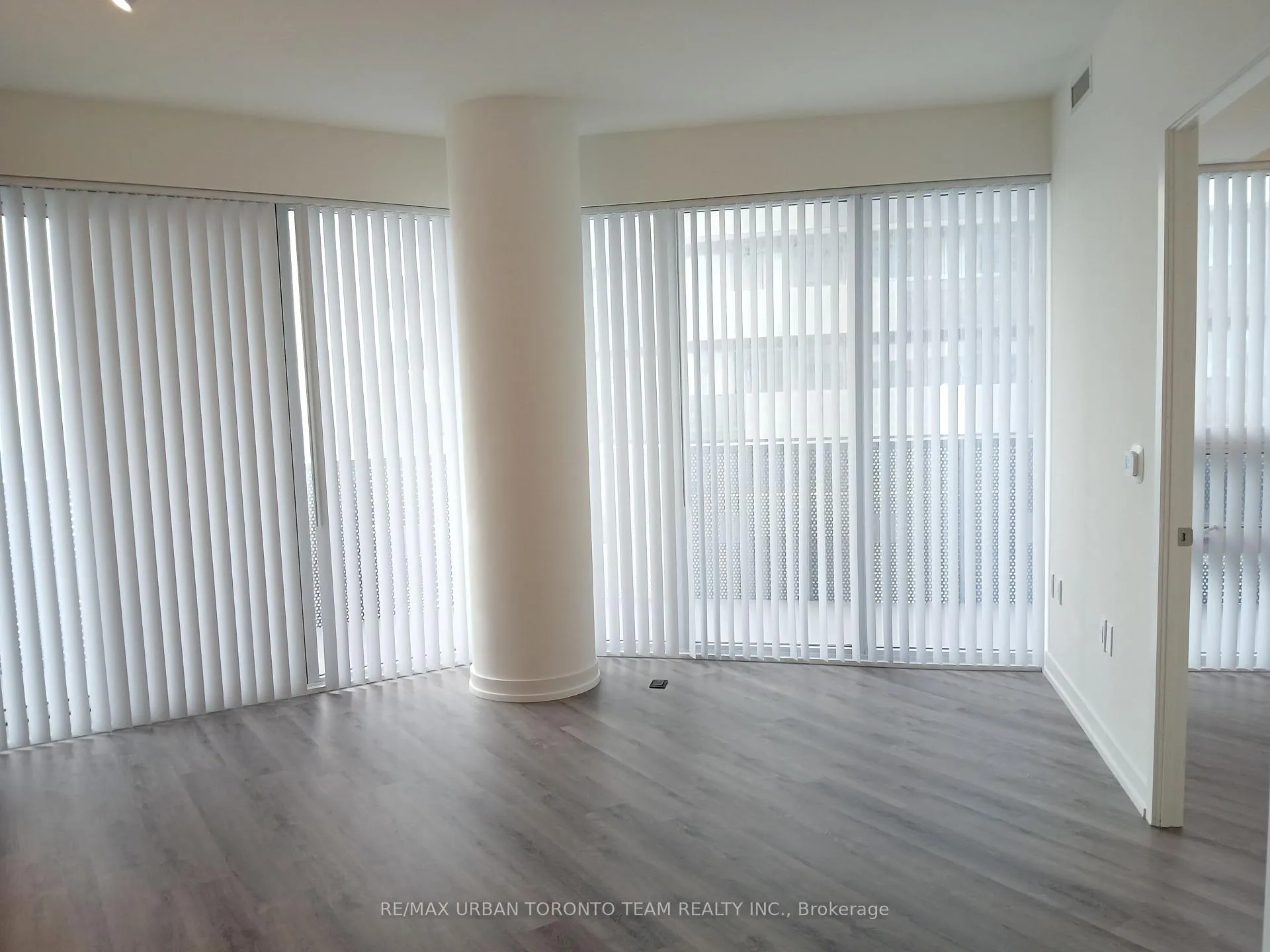 Photo 5 of Unit 7211, 138 Downes Street, Toronto, Waterfront Communities — HOMEH