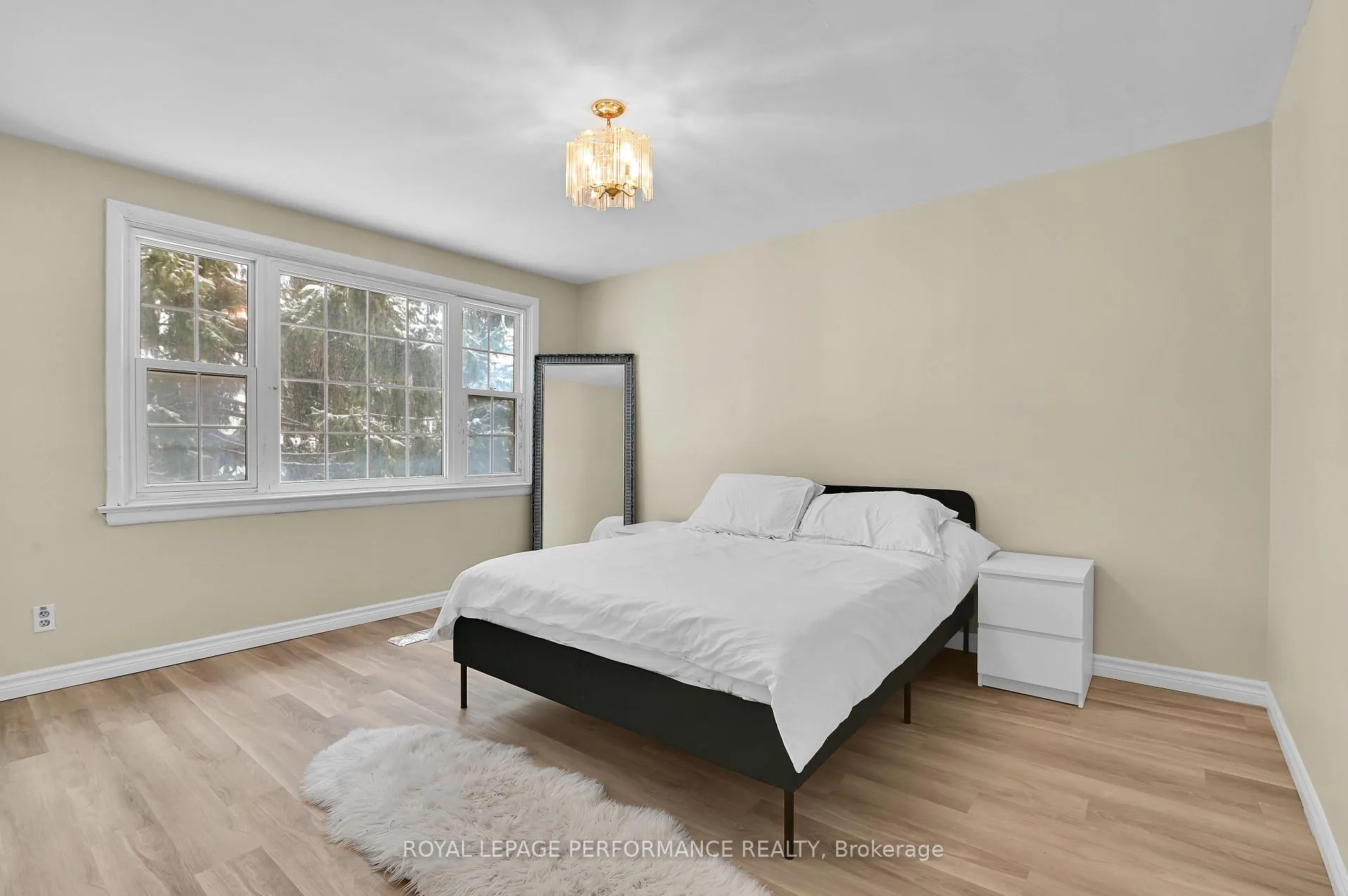 Photo 10 of Unit #2, 474 Vernon Avenue, Ottawa, Castle Heights — HOMEH
