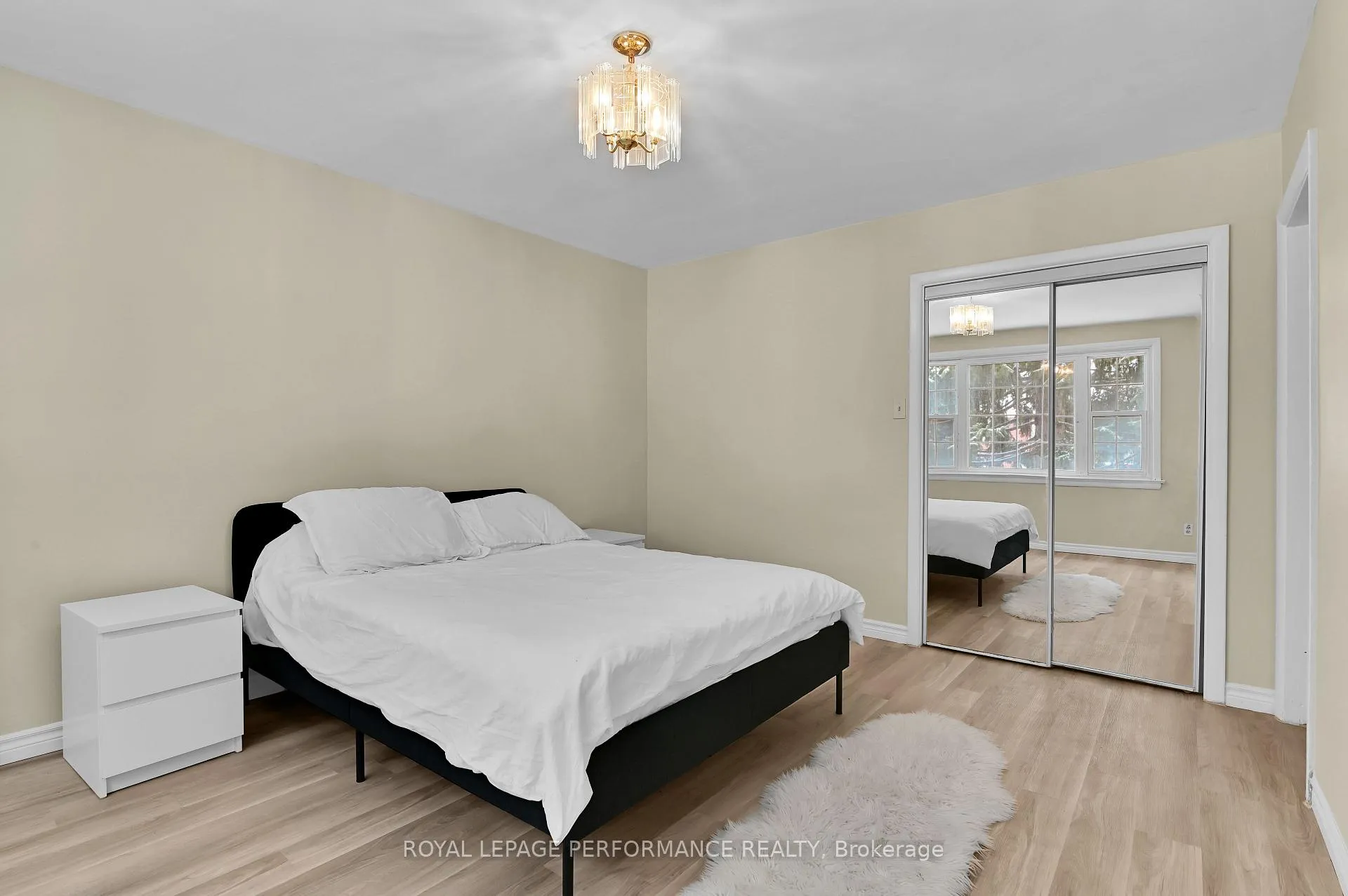 Photo 11 of Unit #2, 474 Vernon Avenue, Ottawa, Castle Heights — HOMEH