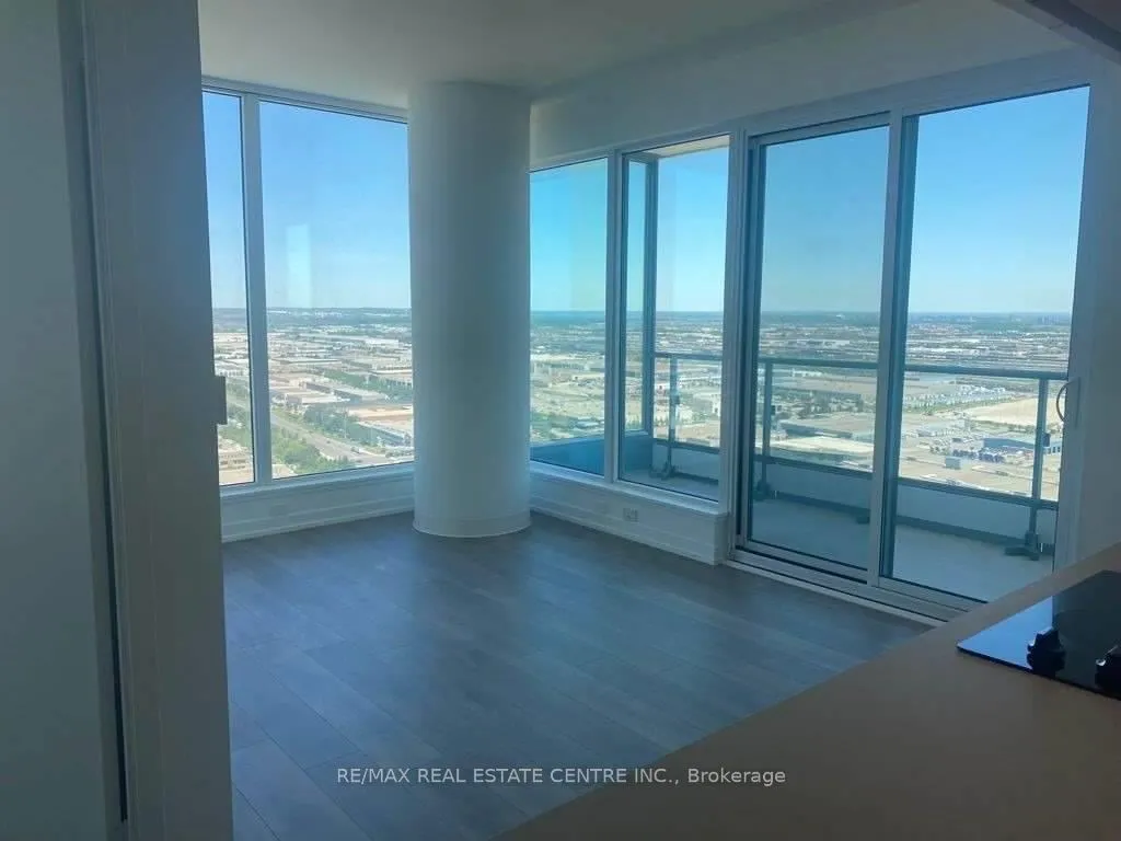 Photo 16 of Unit 3902, 950 Portage Parkway, Vaughan, Vaughan Corporate Centre — HOMEH
