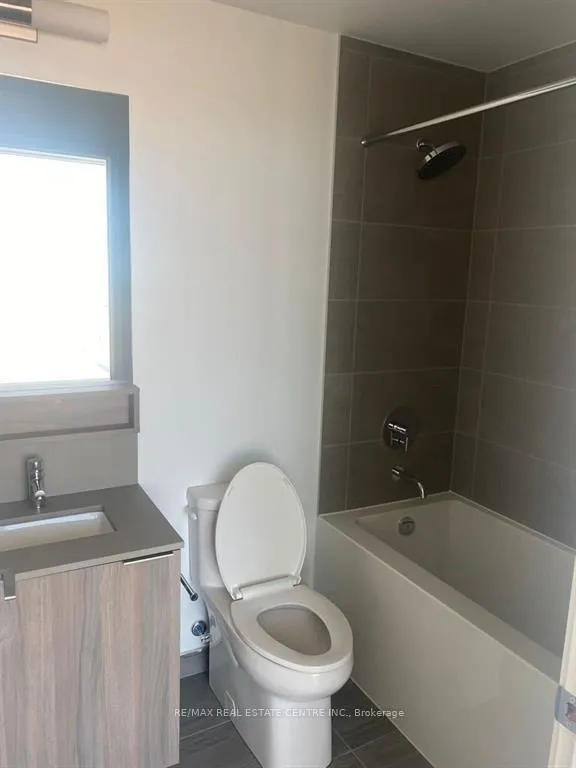 Photo 19 of Unit 3902, 950 Portage Parkway, Vaughan, Vaughan Corporate Centre — HOMEH