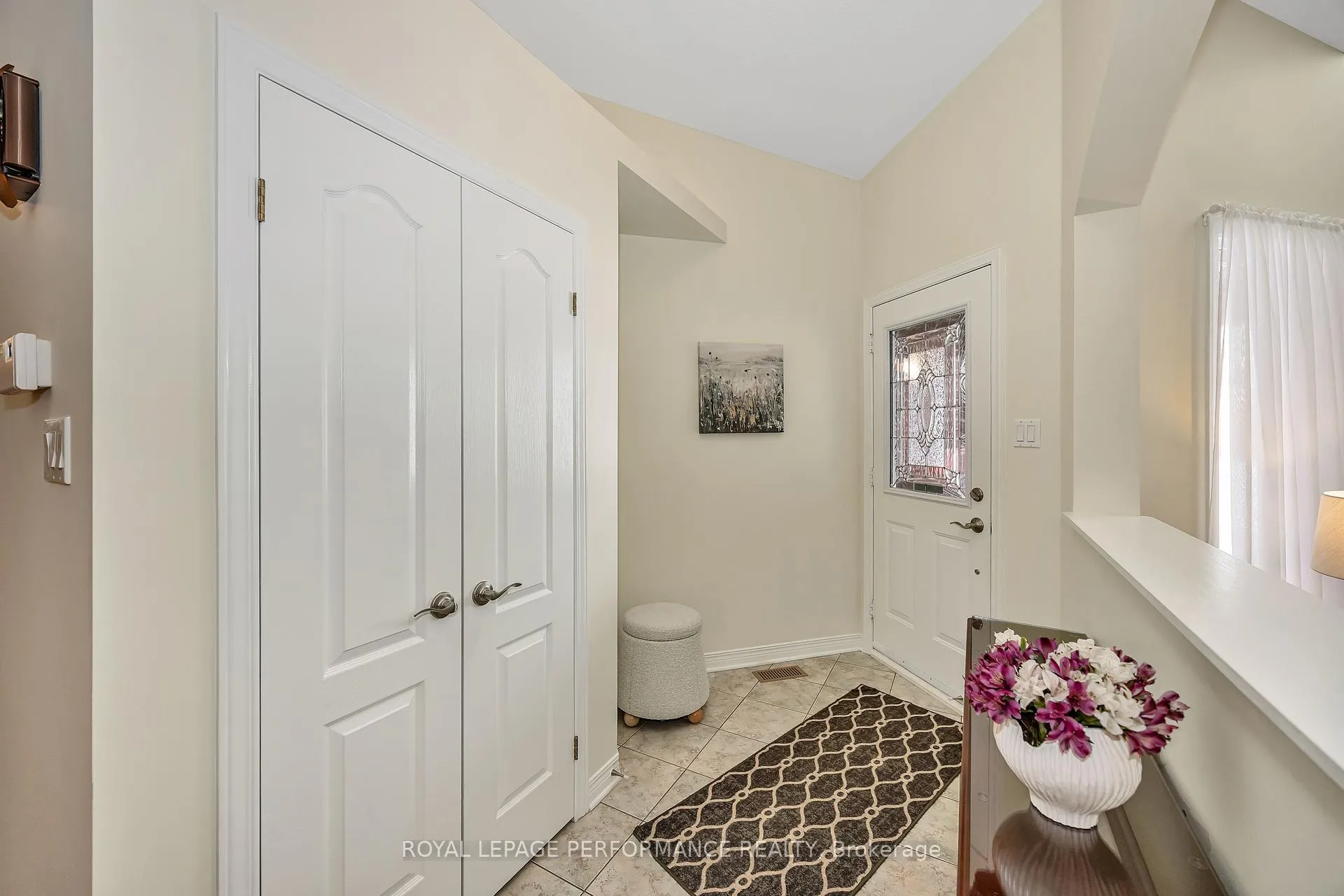 Photo 3 of 49 Peregrine Crescent, Ottawa, Kanata - Bridlewood — HOMEH