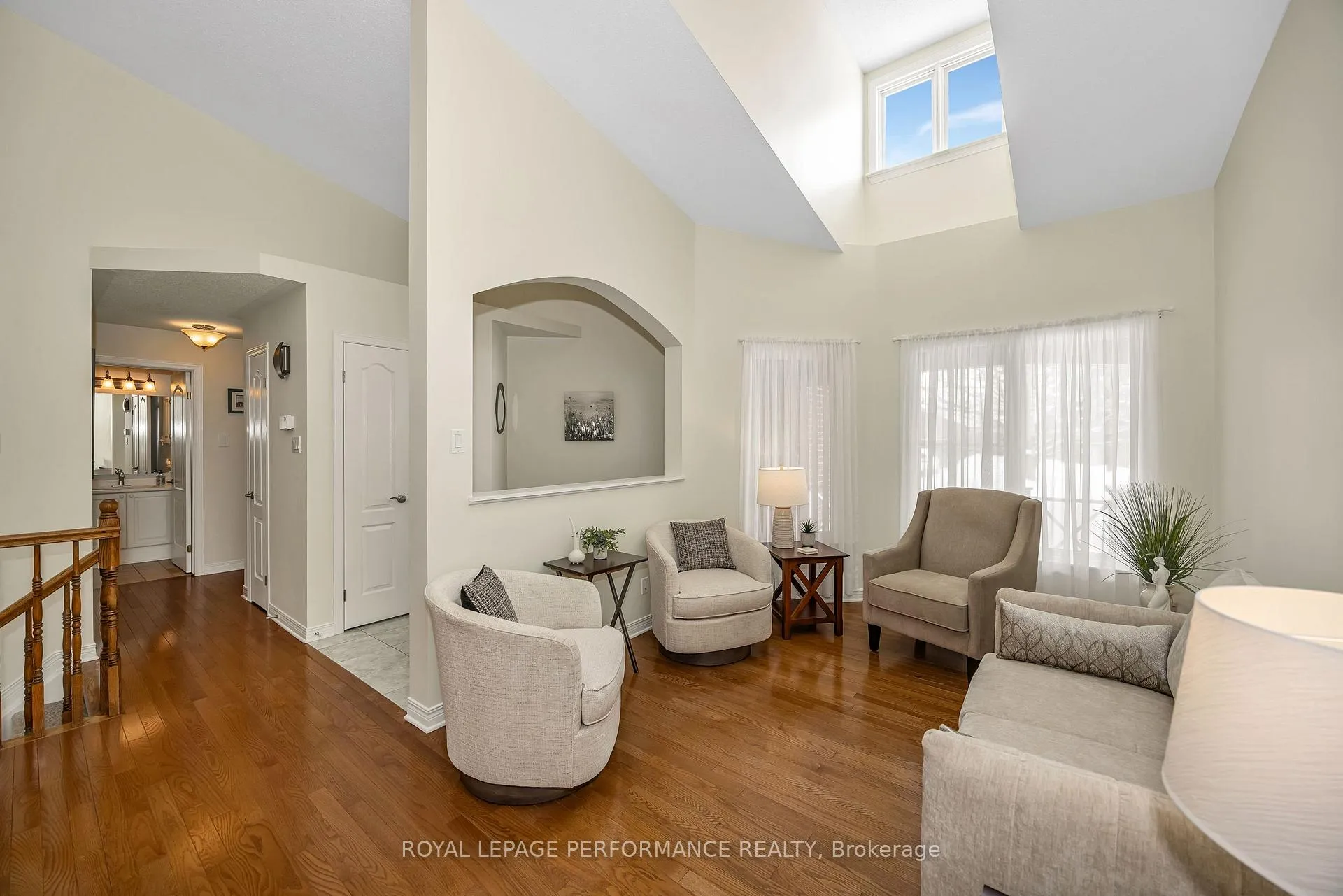 Photo 5 of 49 Peregrine Crescent, Ottawa, Kanata - Bridlewood — HOMEH
