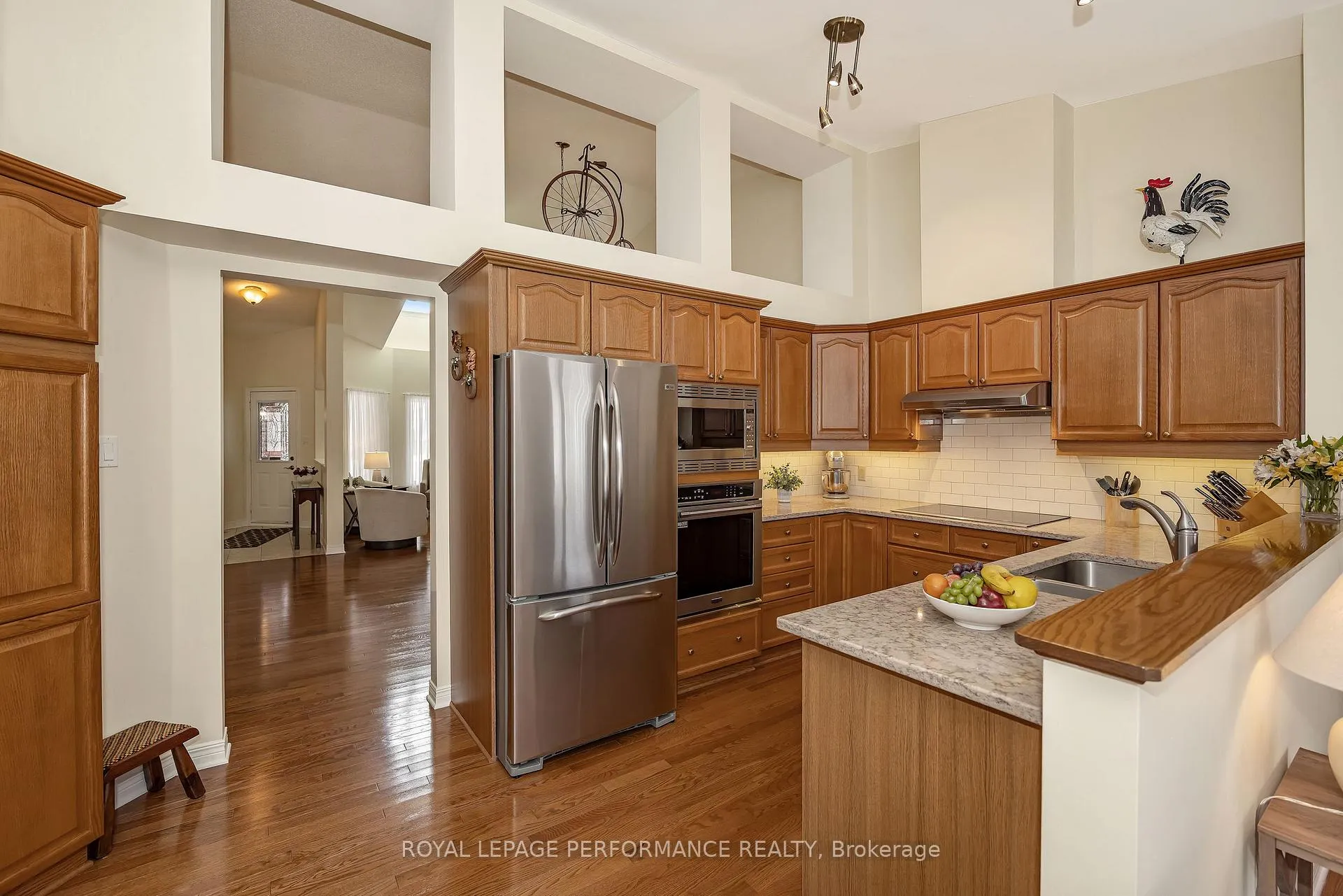 Photo 11 of 49 Peregrine Crescent, Ottawa, Kanata - Bridlewood — HOMEH