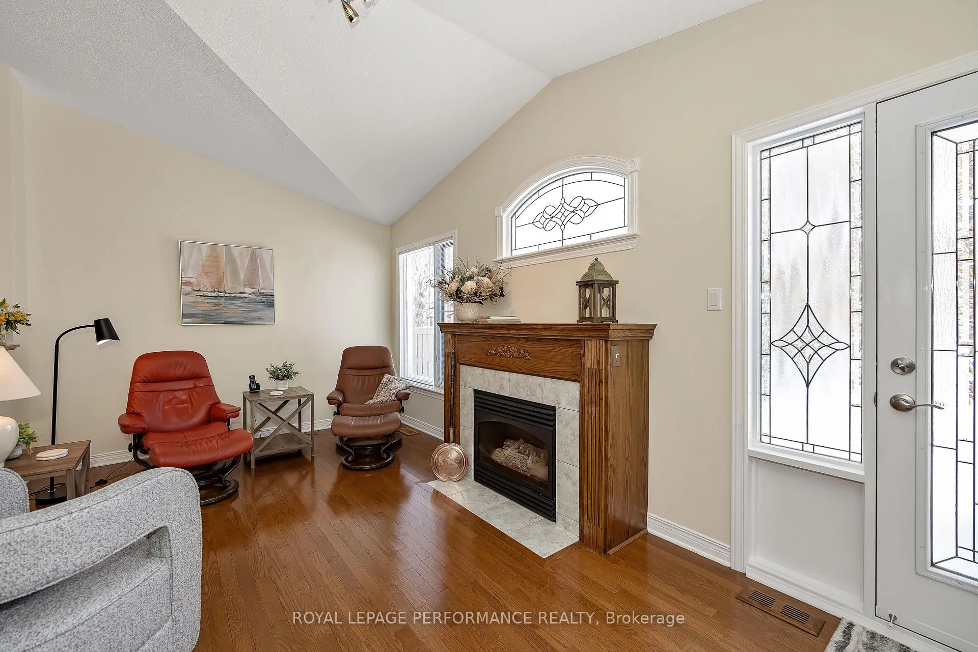 Photo 13 of 49 Peregrine Crescent, Ottawa, Kanata - Bridlewood — HOMEH