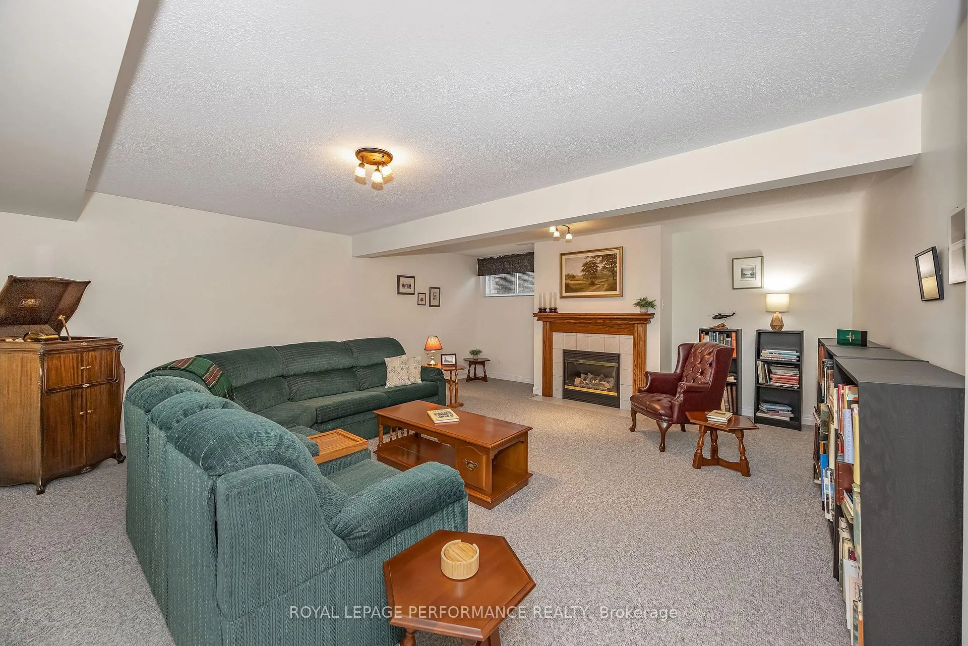 Photo 24 of 49 Peregrine Crescent, Ottawa, Kanata - Bridlewood — HOMEH