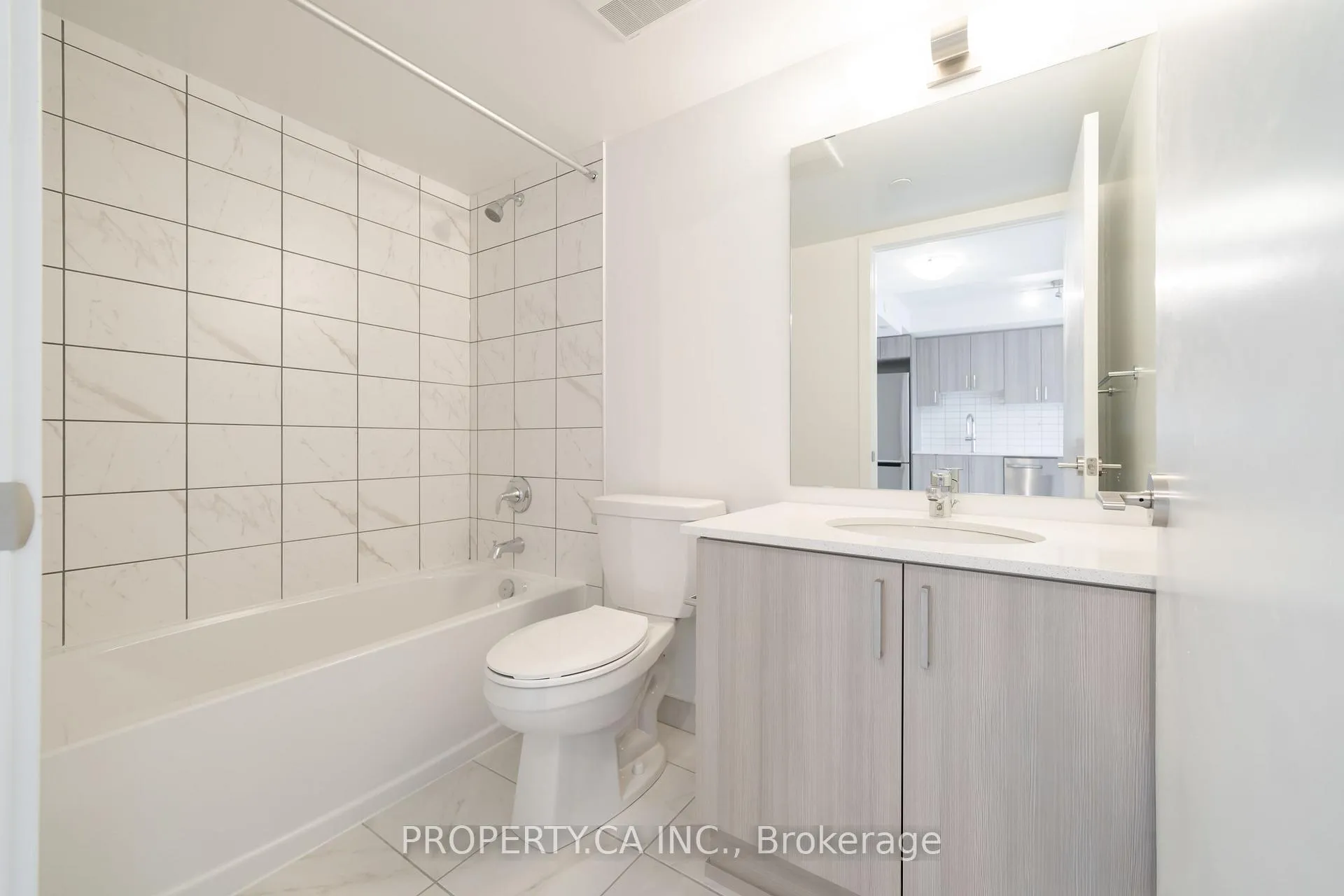 Photo 14 of Unit 1203, 1010 Sandy Beach Road, Pickering, Bay Ridges — HOMEH