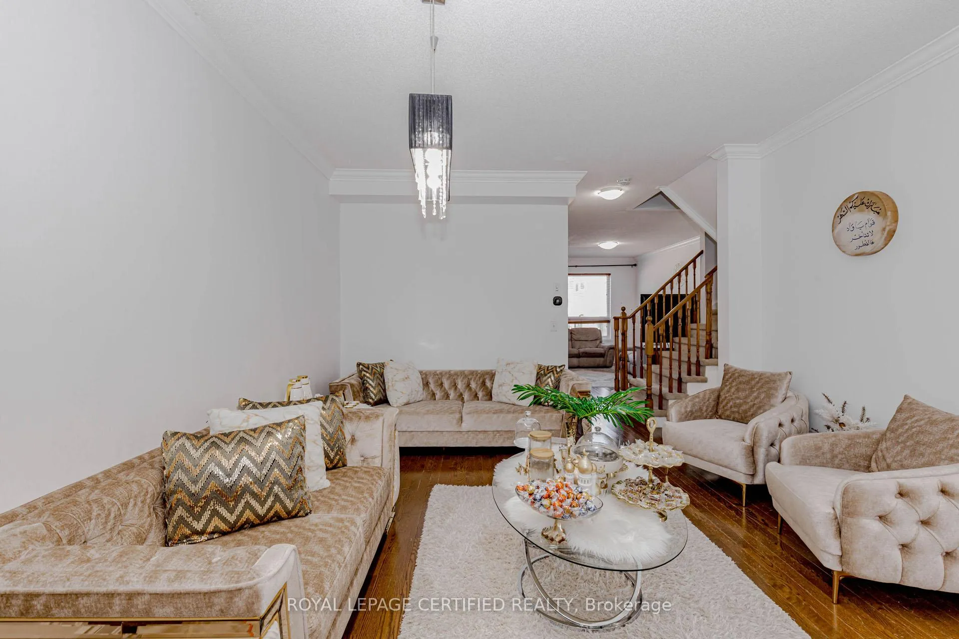 Photo 8 of 2509 Postmaster Drive, Oakville, Westmount — HOMEH