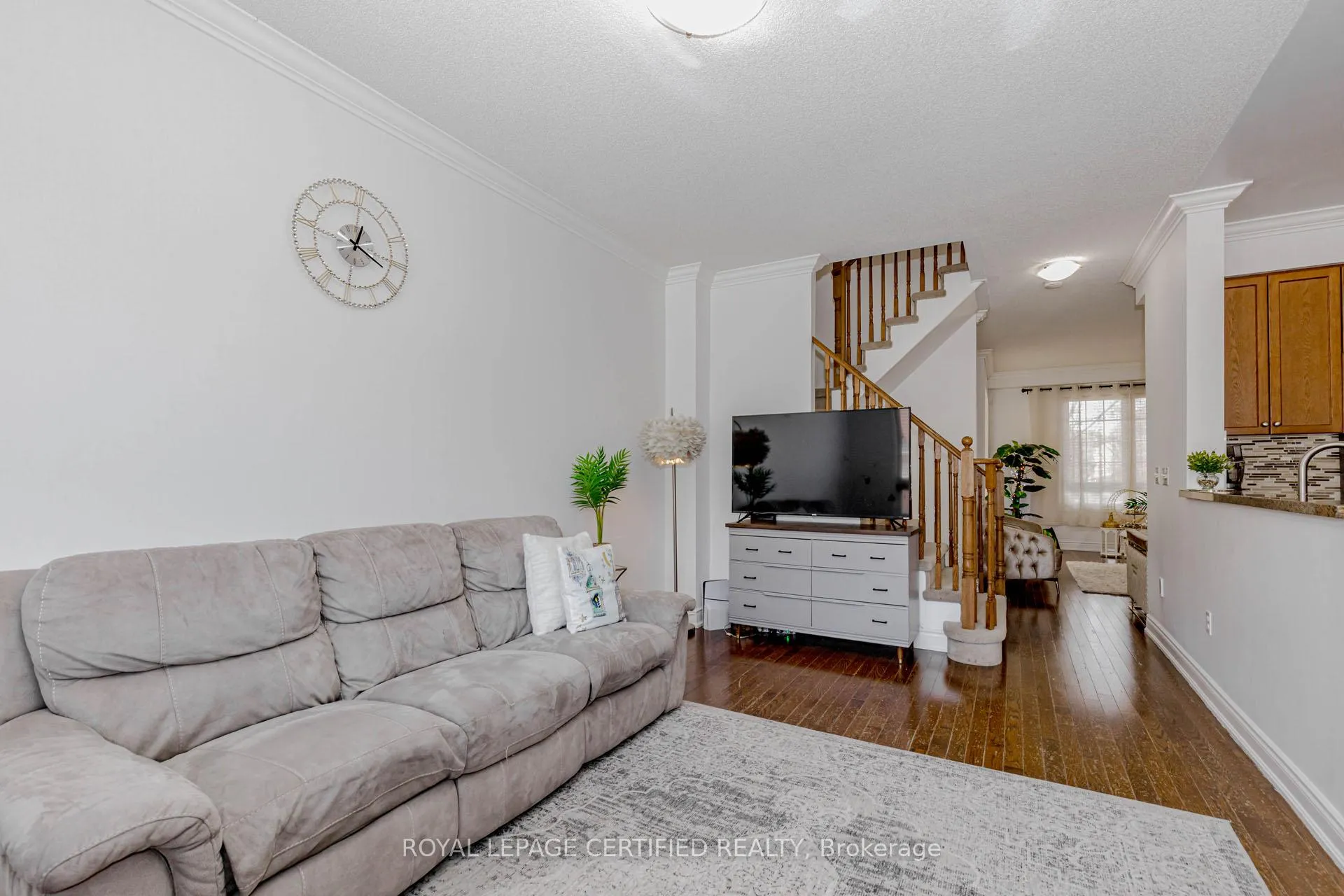 Photo 11 of 2509 Postmaster Drive, Oakville, Westmount — HOMEH
