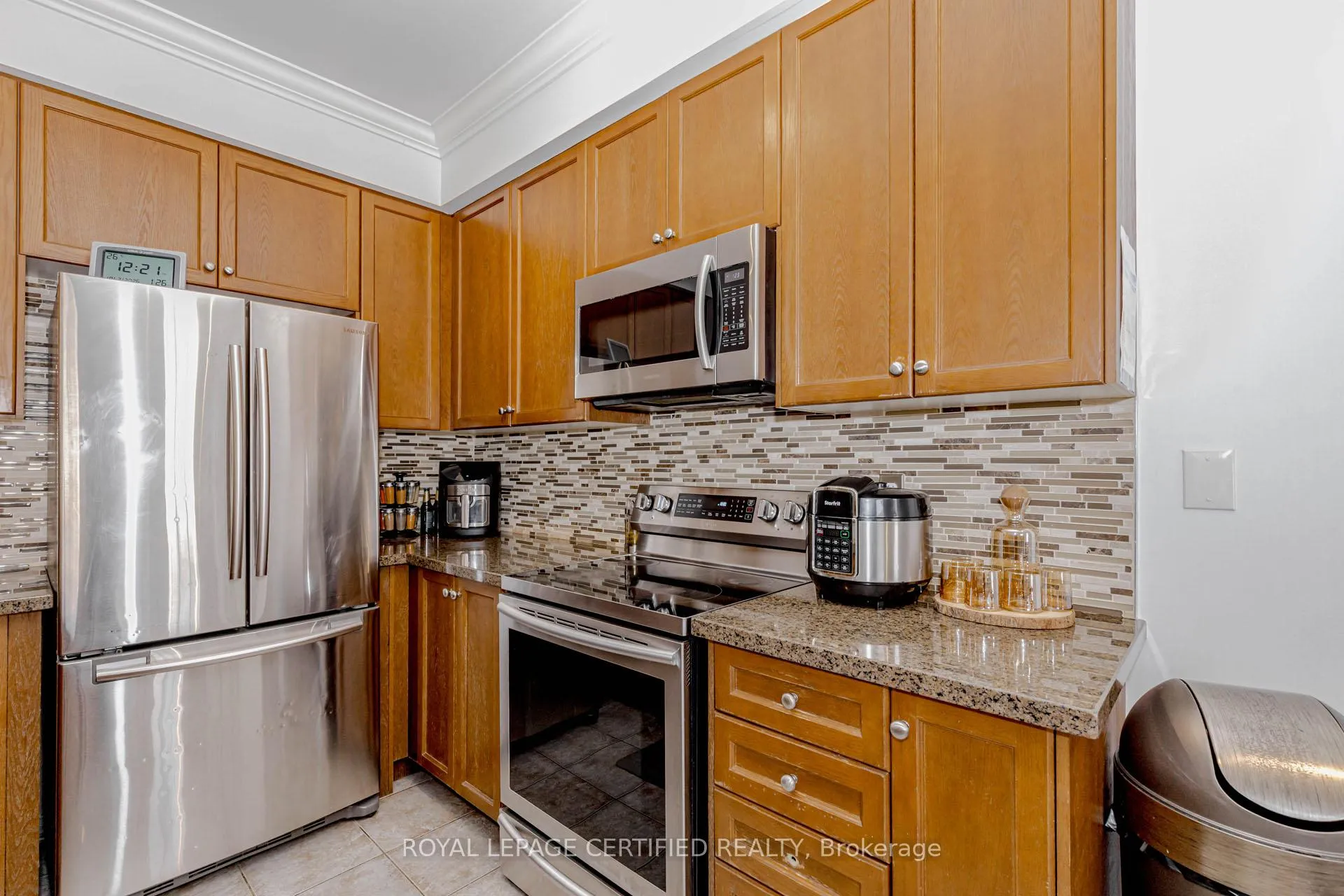 Photo 18 of 2509 Postmaster Drive, Oakville, Westmount — HOMEH