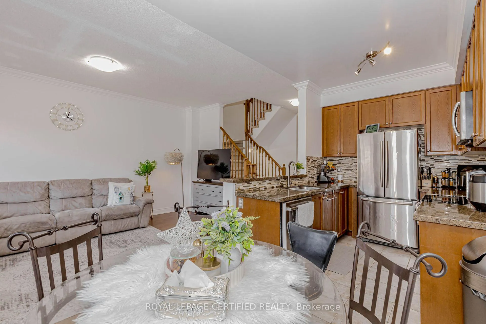 Photo 24 of 2509 Postmaster Drive, Oakville, Westmount — HOMEH