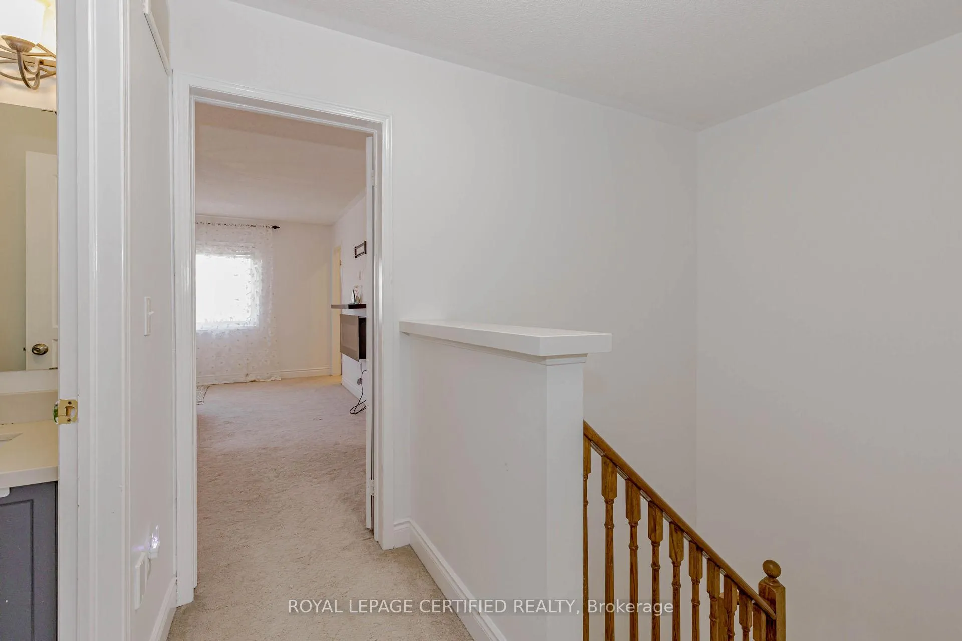 Photo 28 of 2509 Postmaster Drive, Oakville, Westmount — HOMEH