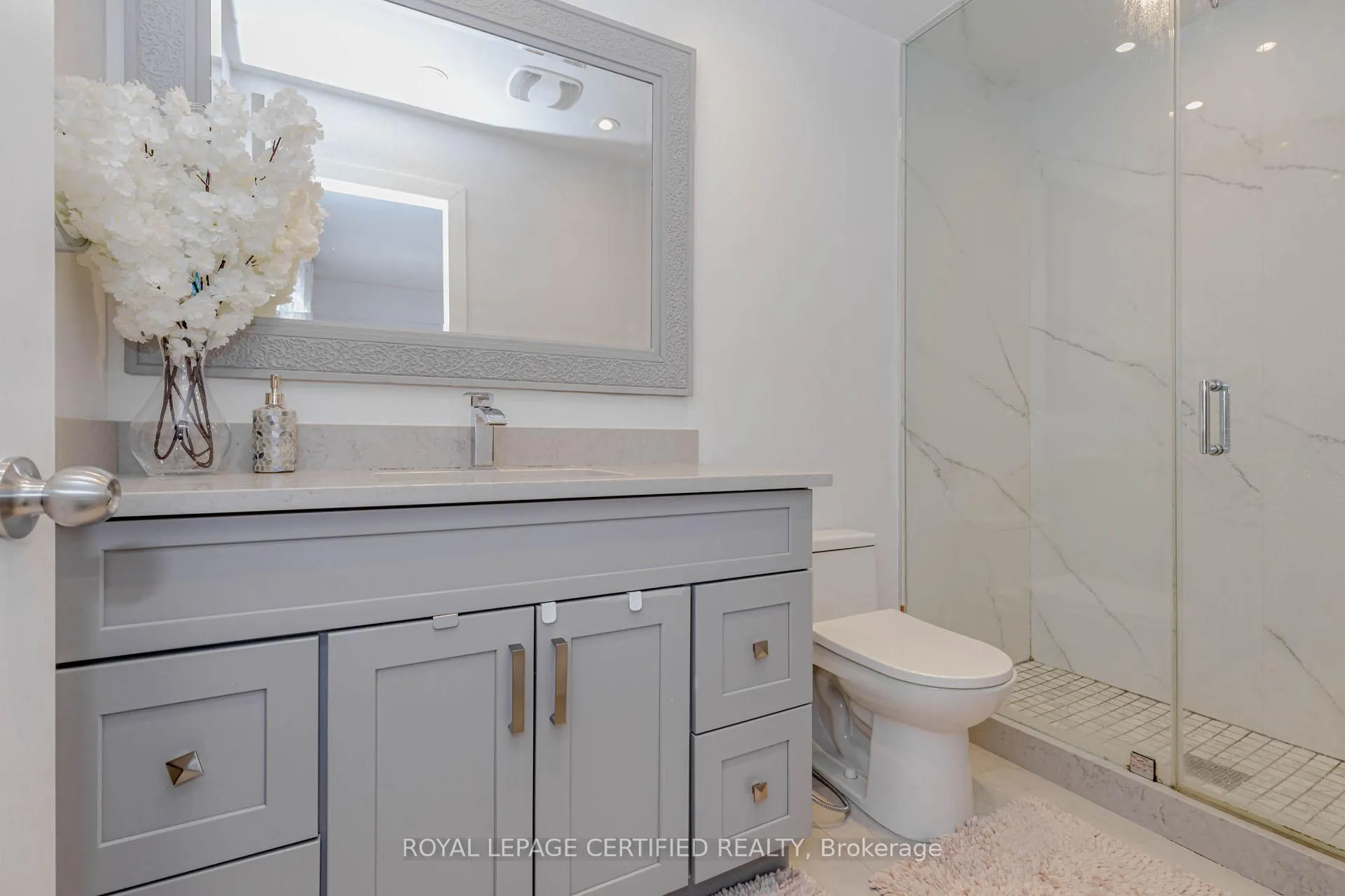 Photo 32 of 2509 Postmaster Drive, Oakville, Westmount — HOMEH