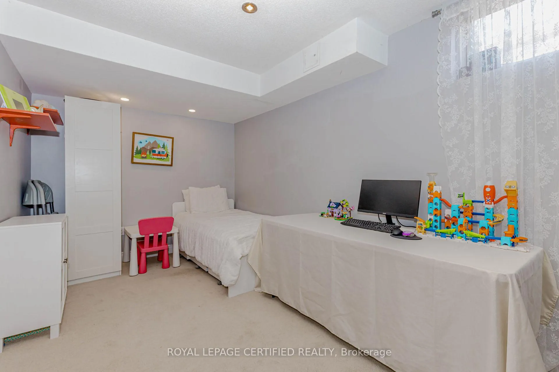 Photo 41 of 2509 Postmaster Drive, Oakville, Westmount — HOMEH