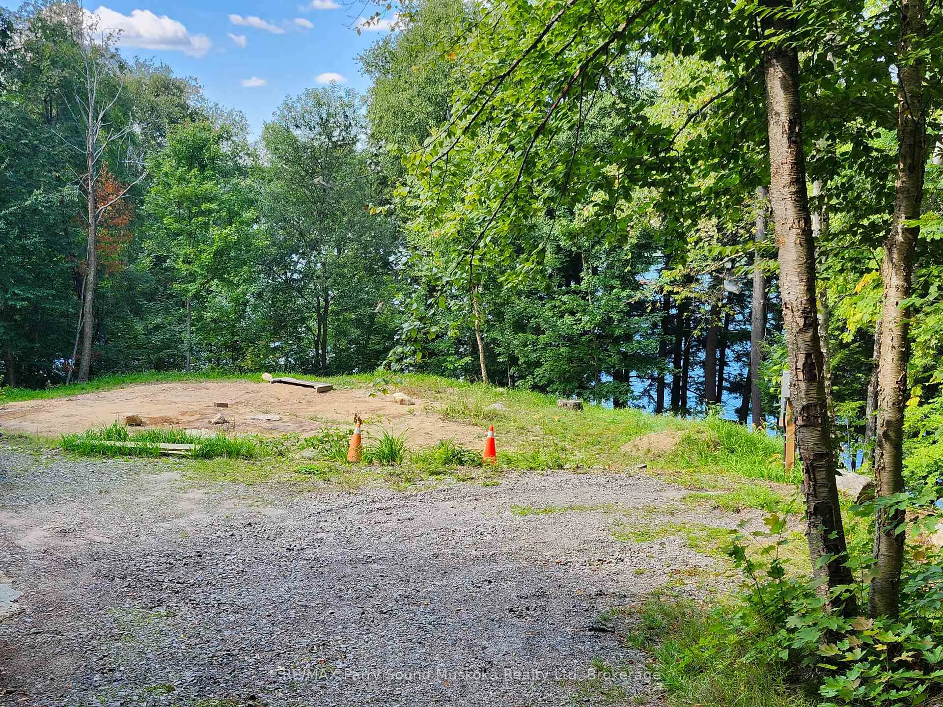Photo 6 of 368 Simmons Lake Road, Magnetawan — HOMEH