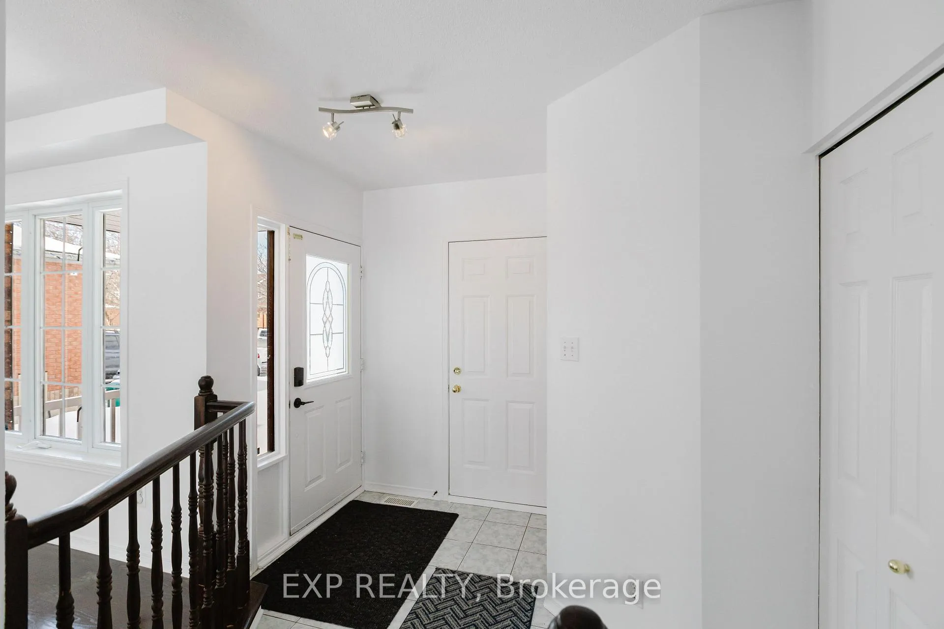 Photo 6 of 1116 Ballantyne Drive, Ottawa, Fallingbrook/Gardenway South — HOMEH