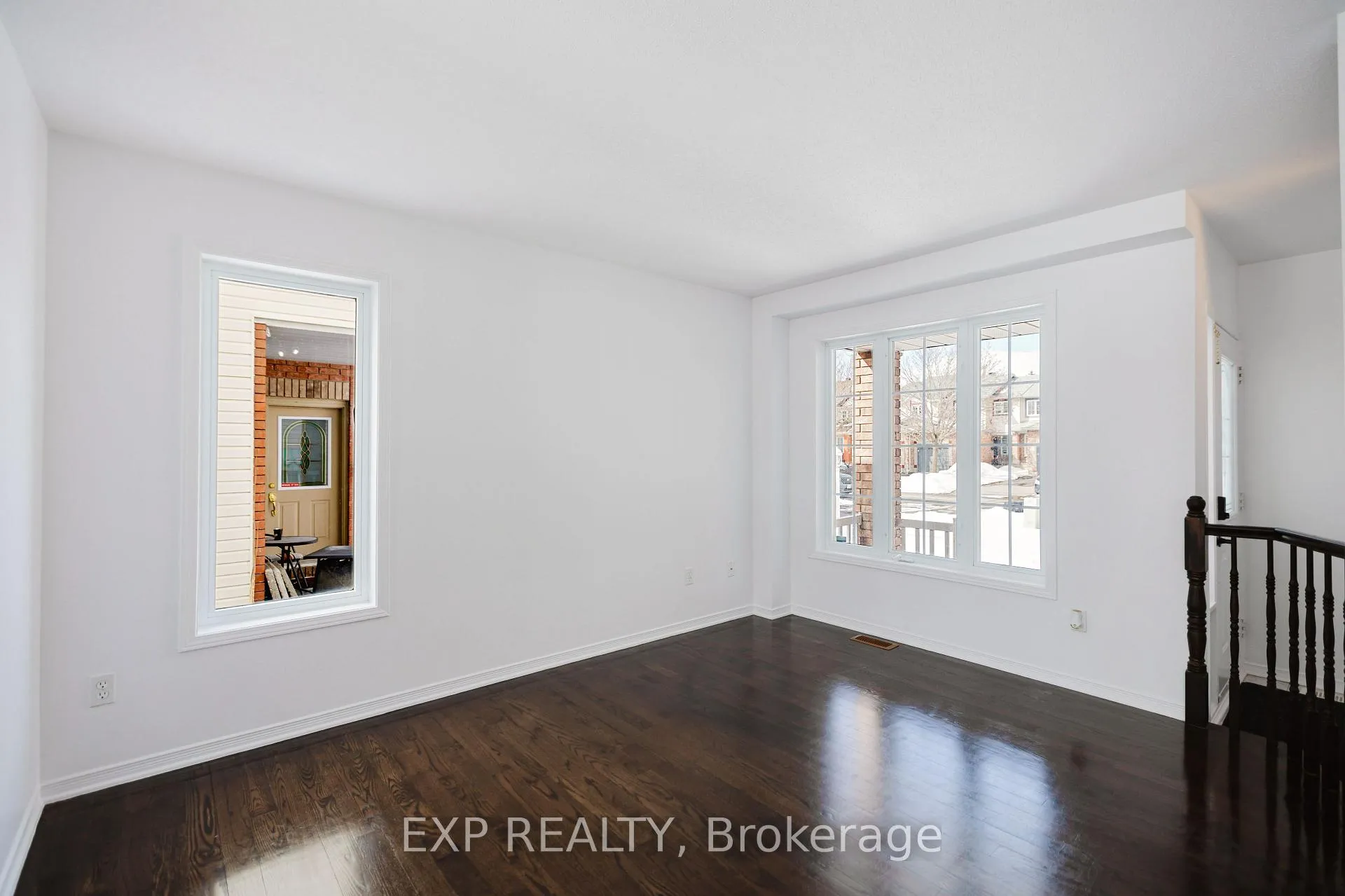 Photo 11 of 1116 Ballantyne Drive, Ottawa, Fallingbrook/Gardenway South — HOMEH