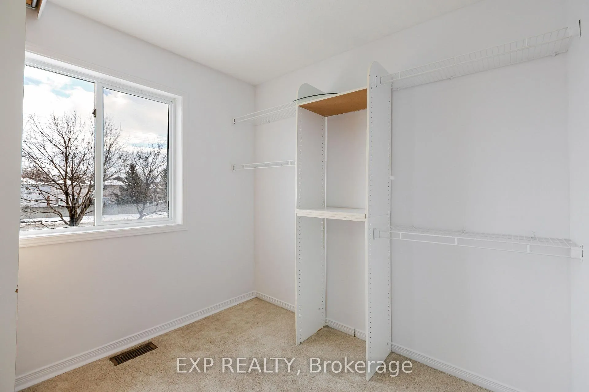 Photo 21 of 1116 Ballantyne Drive, Ottawa, Fallingbrook/Gardenway South — HOMEH