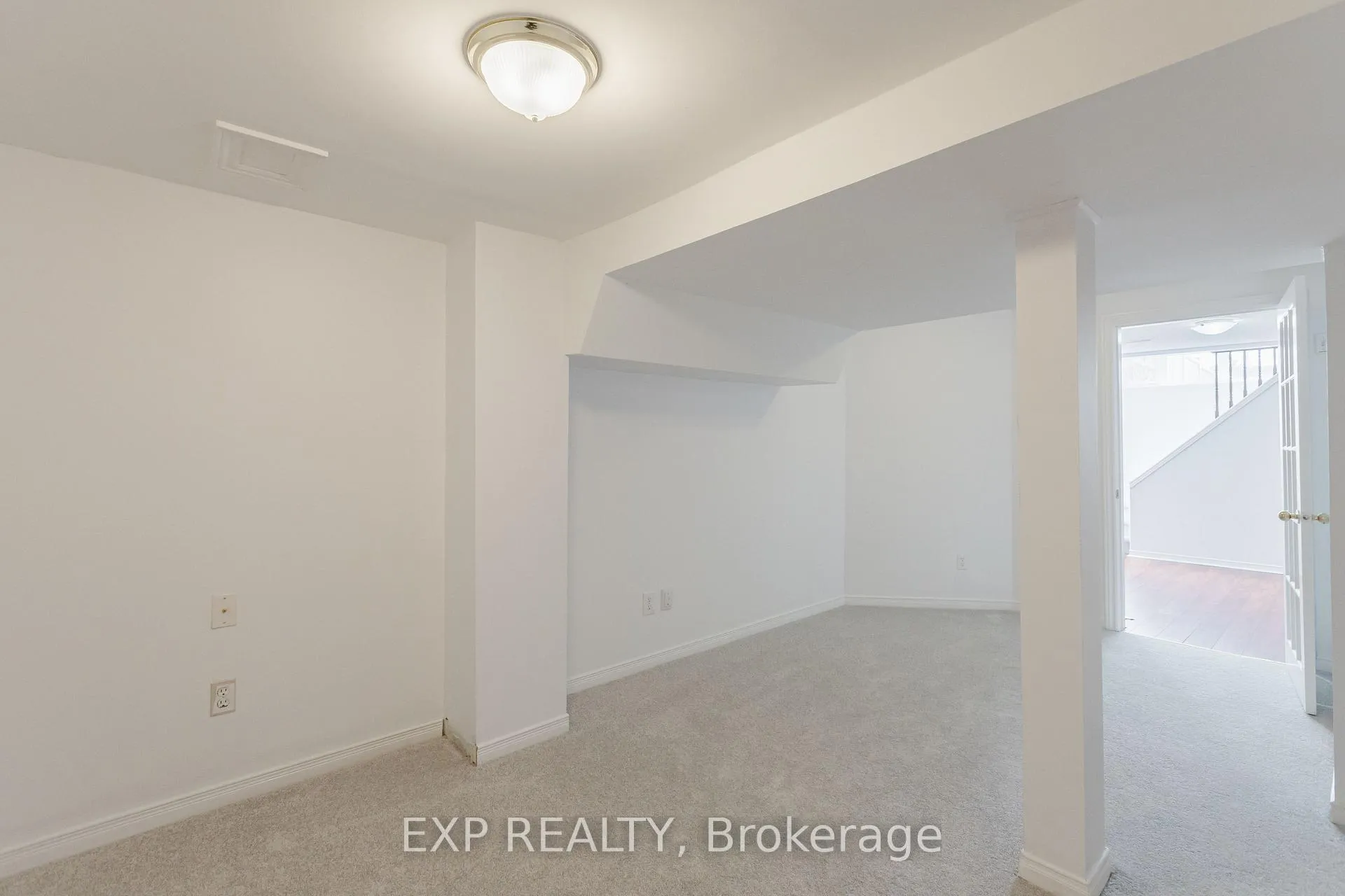 Photo 32 of 1116 Ballantyne Drive, Ottawa, Fallingbrook/Gardenway South — HOMEH