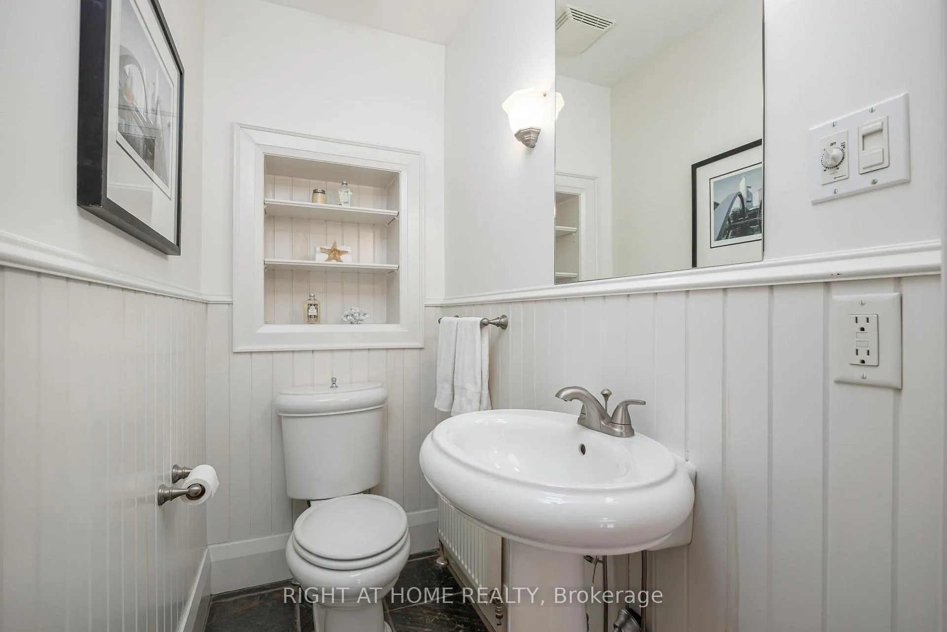 Photo 14 of 25 Fleming Crescent, Toronto, Leaside — HOMEH
