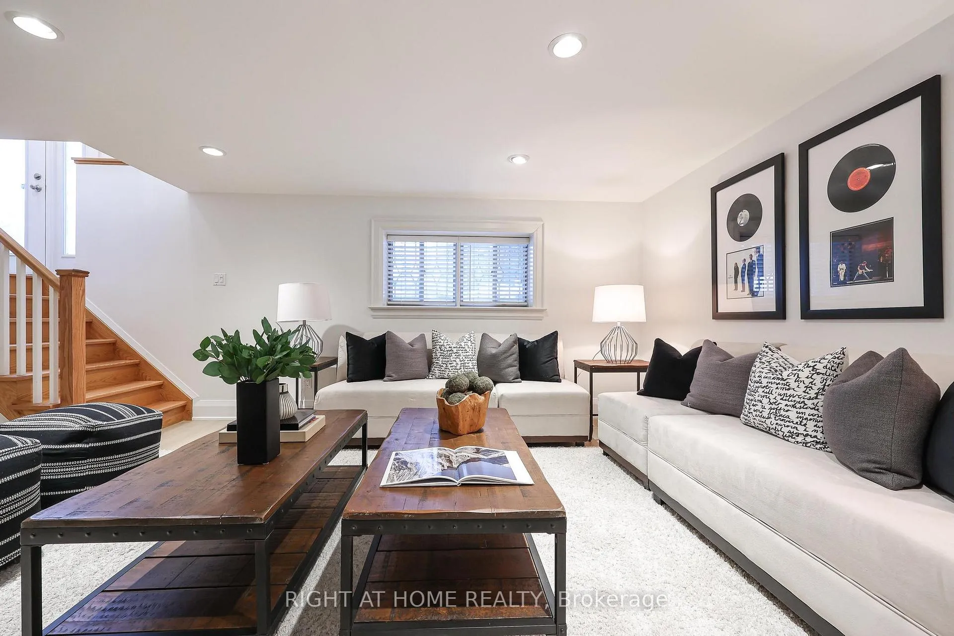 Photo 26 of 25 Fleming Crescent, Toronto, Leaside — HOMEH