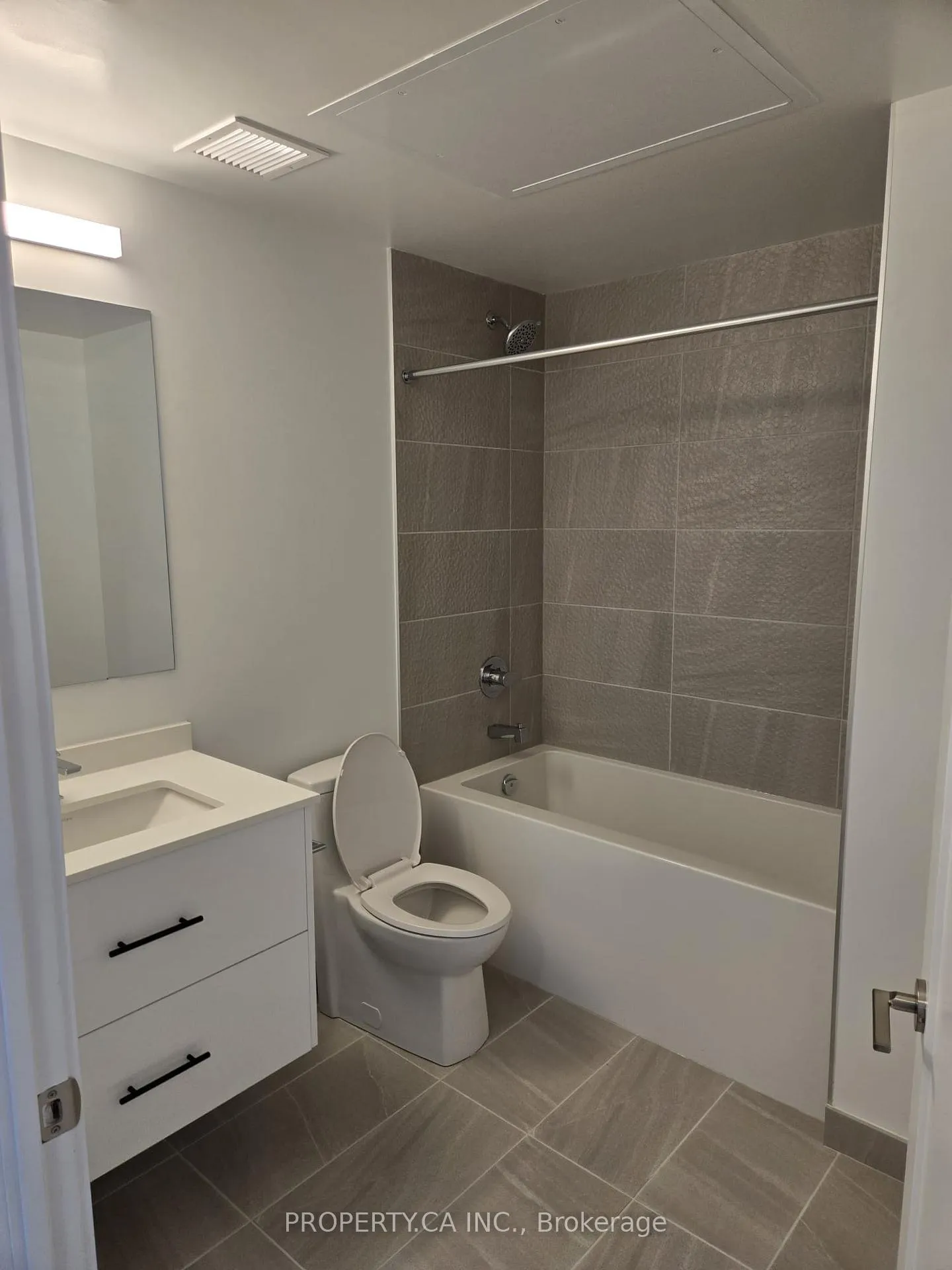 Photo 10 of Unit 1903, 9751 Markham Road, Markham, Greensborough — HOMEH